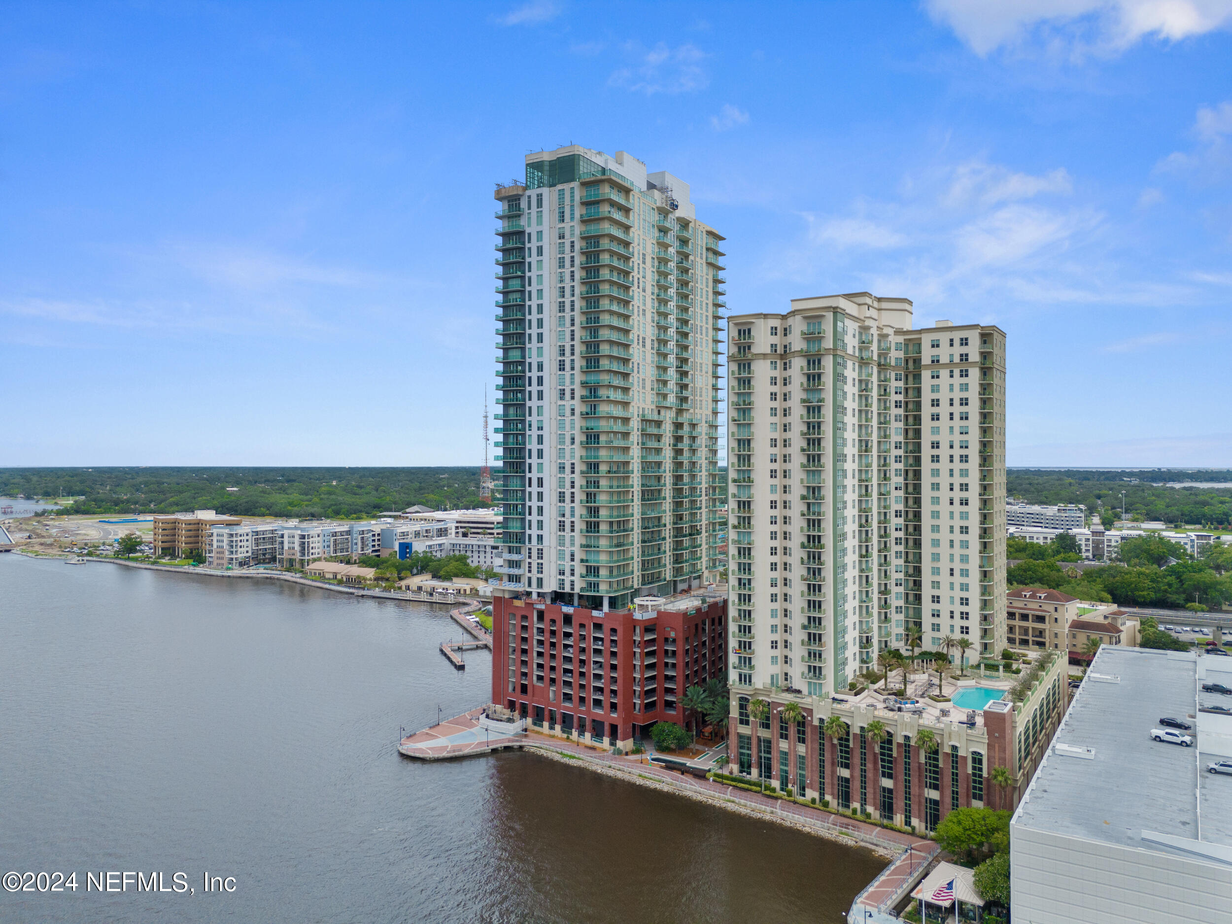 1431 RIVERPLACE Boulevard, 1701