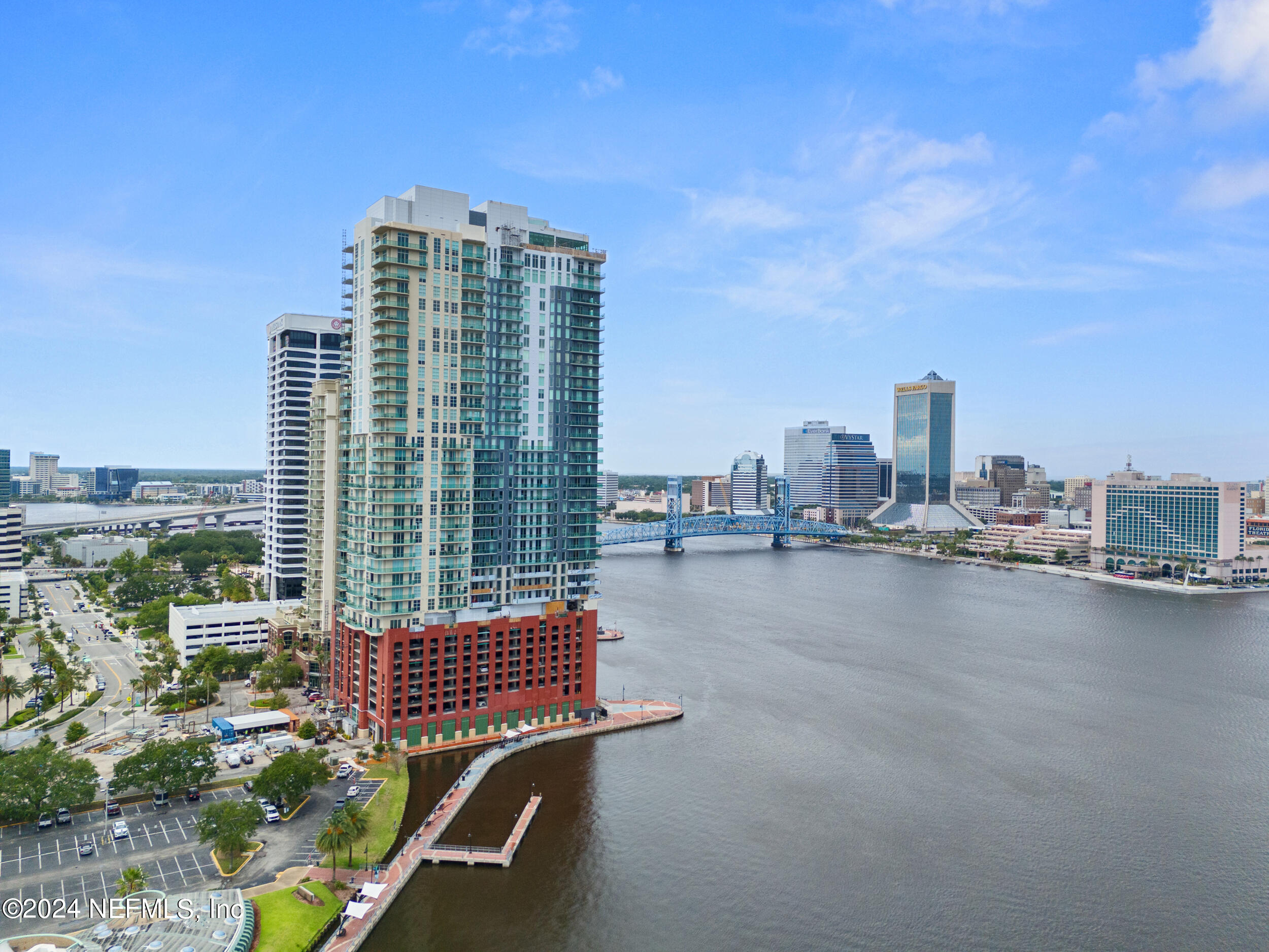 1431 RIVERPLACE Boulevard, 1701