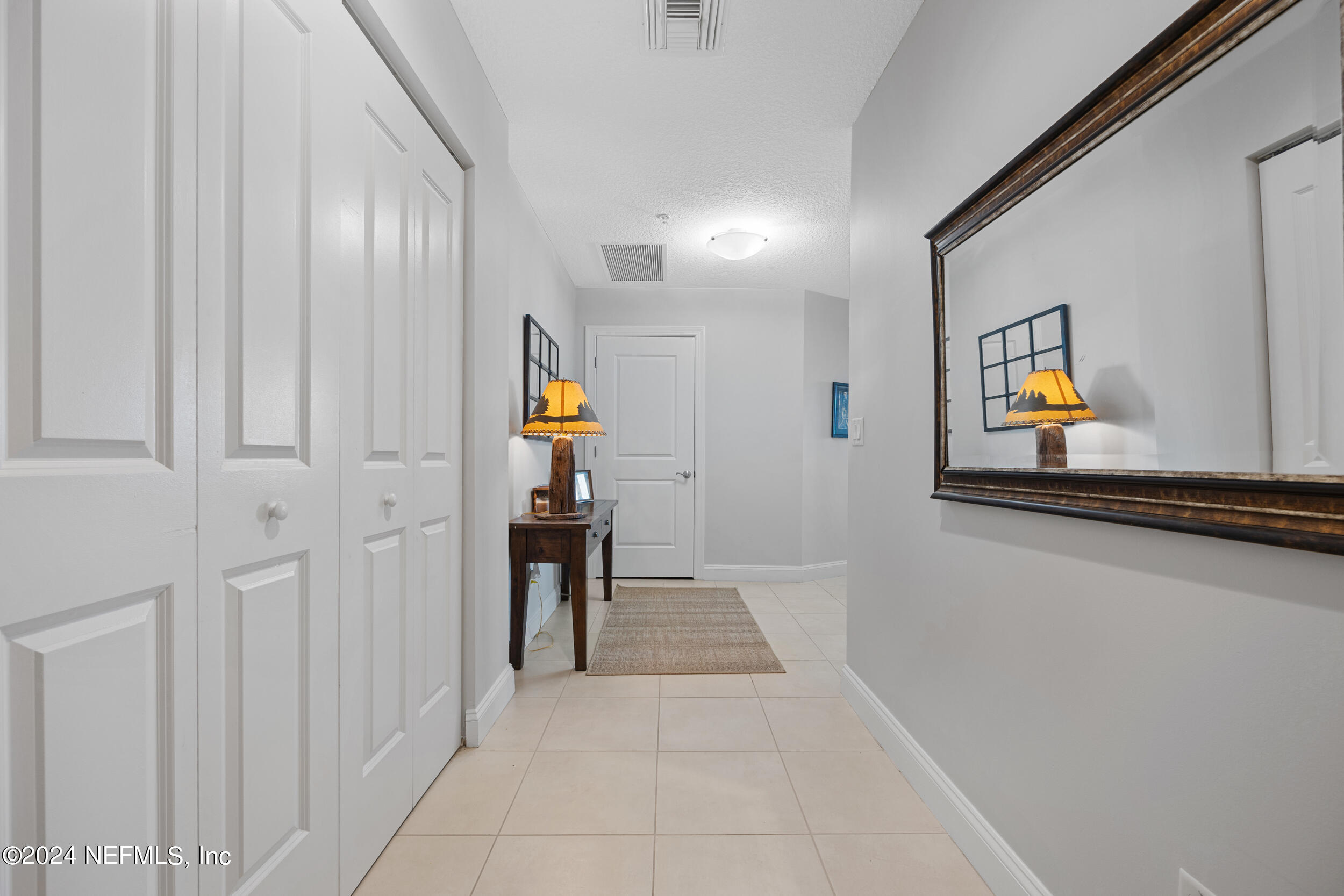 1431 RIVERPLACE Boulevard, 1701