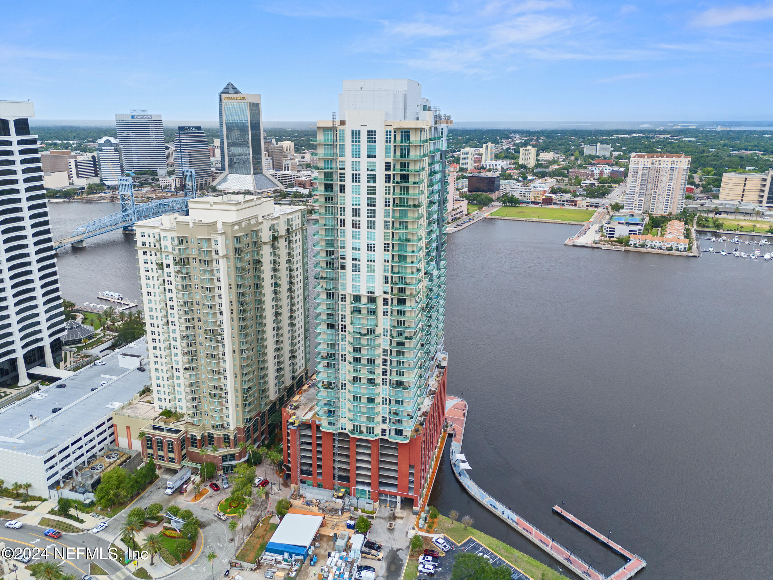 1431 RIVERPLACE Boulevard, 1701