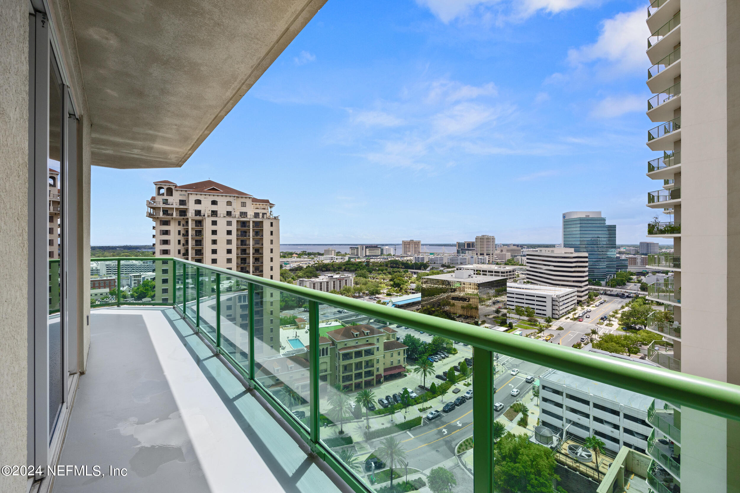 1431 RIVERPLACE Boulevard, 1701