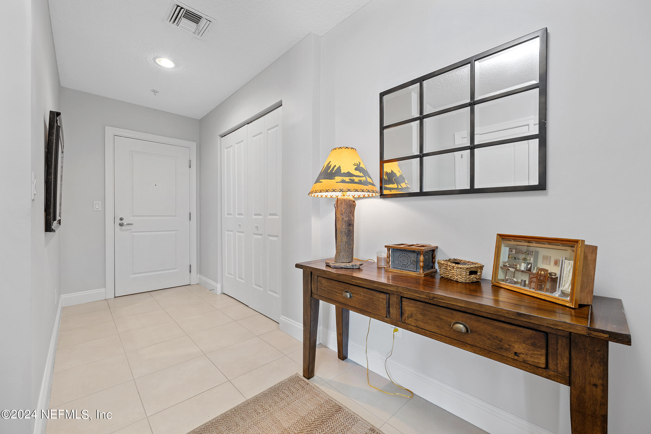 1431 RIVERPLACE Boulevard, 1701