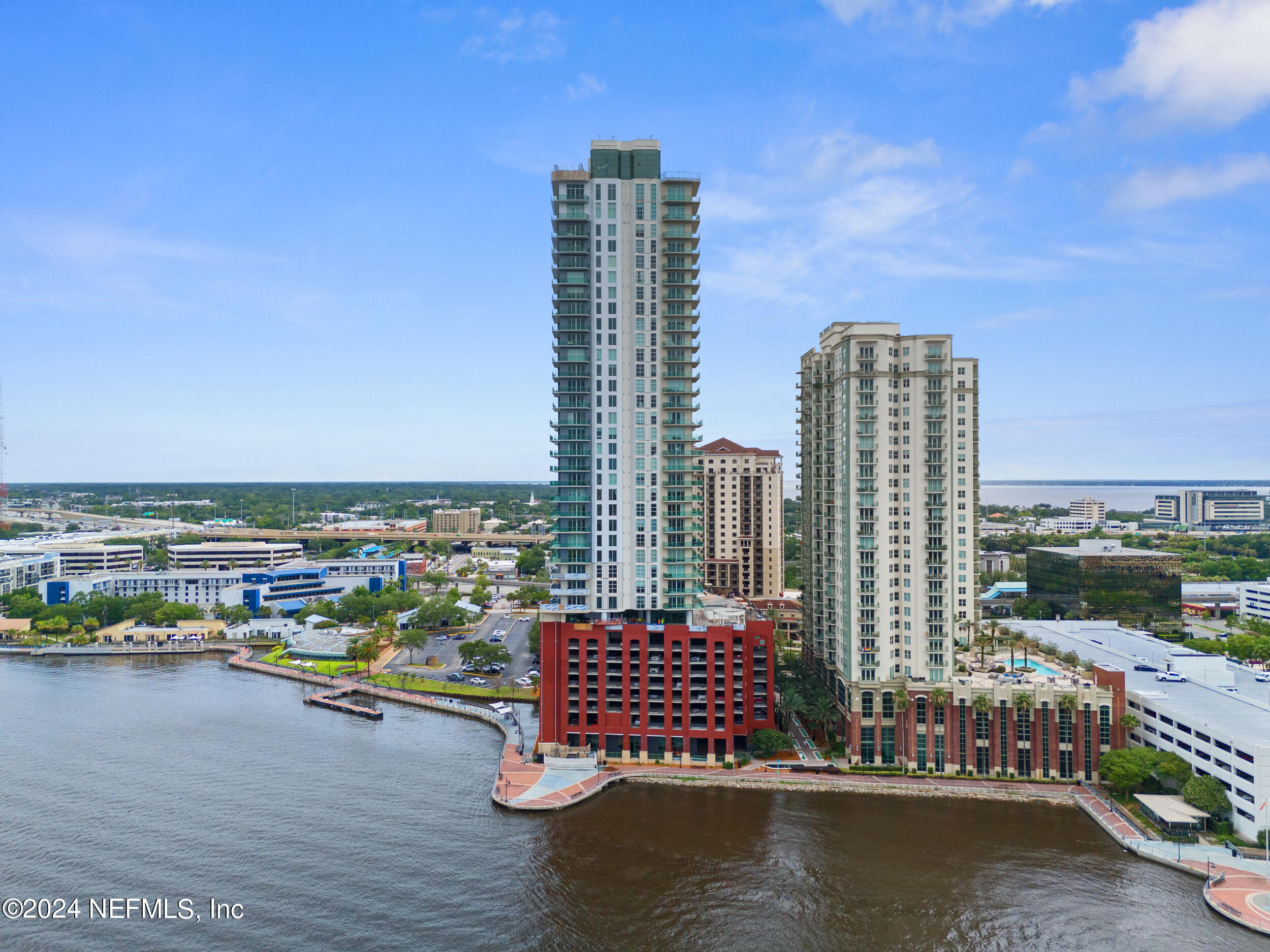 1431 RIVERPLACE Boulevard, 1701