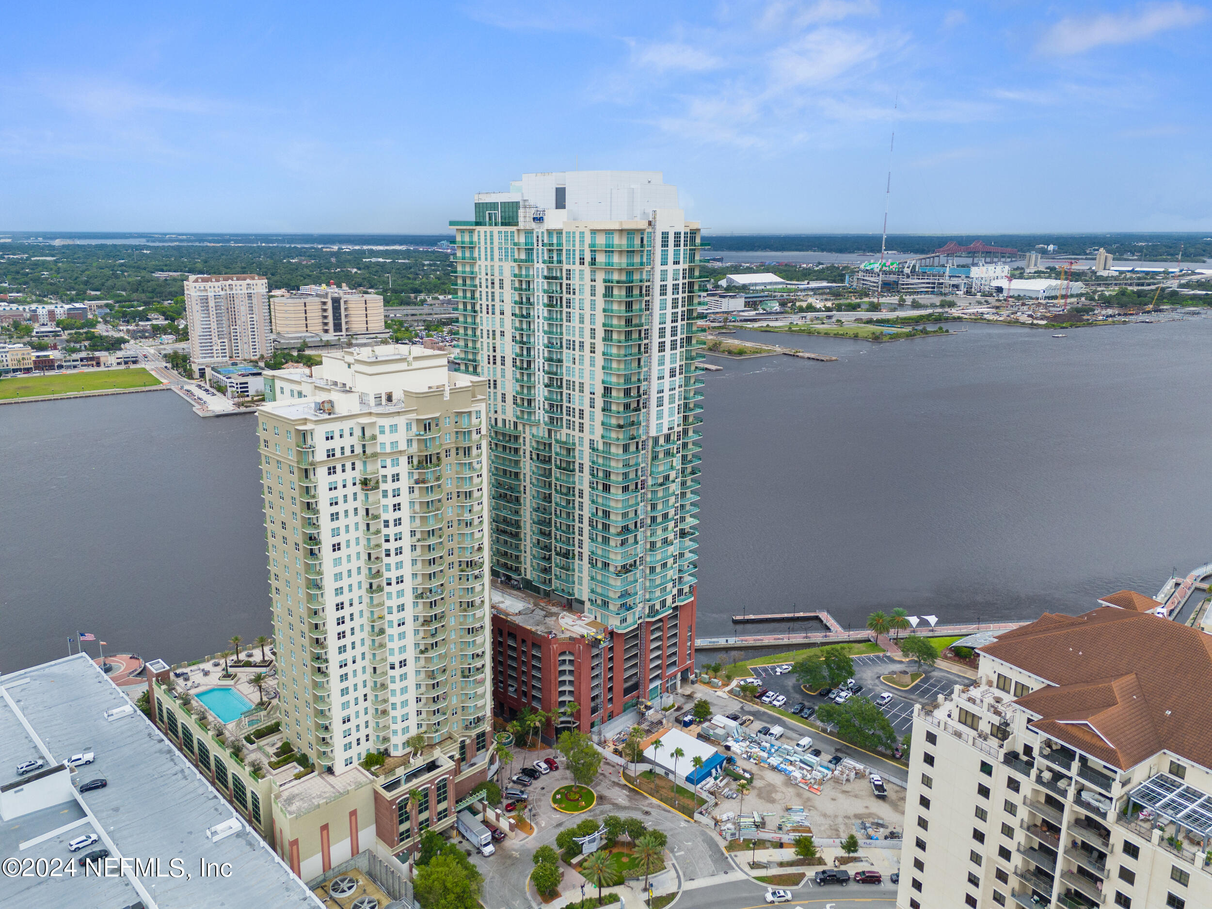 1431 RIVERPLACE Boulevard, 1701