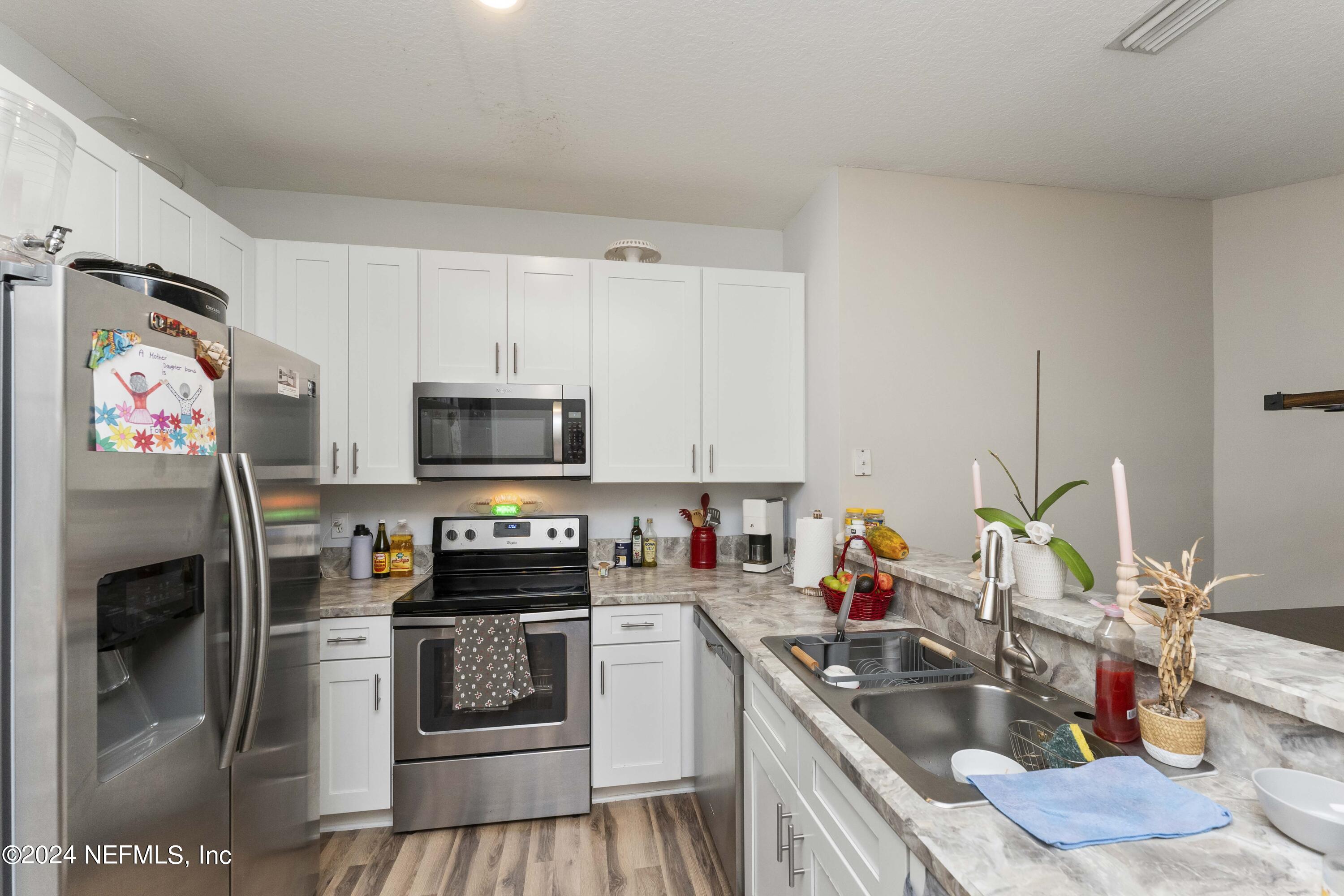 3878 SUMMER GROVE Way N