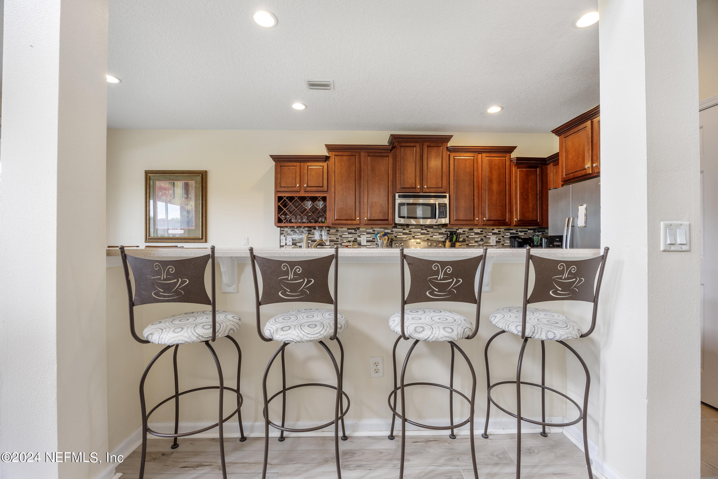3863 HARTWOOD Lane
