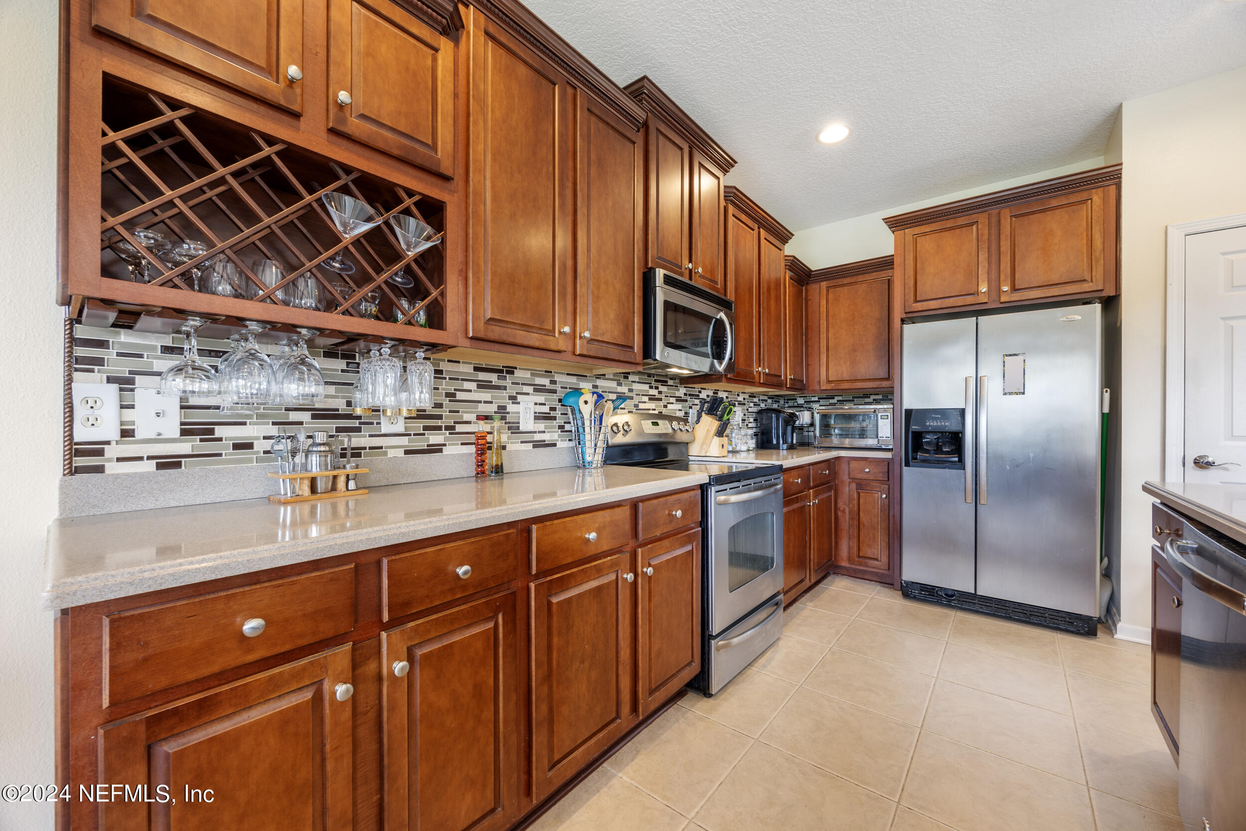 3863 HARTWOOD Lane