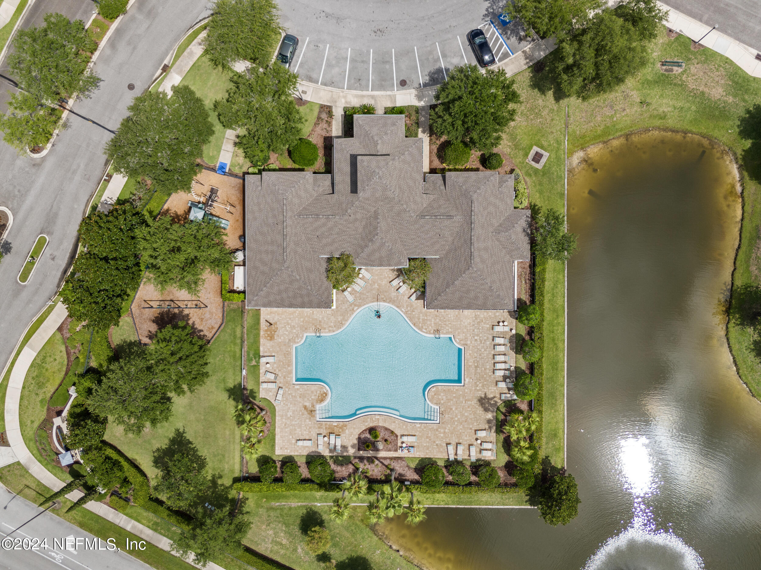 3863 HARTWOOD Lane