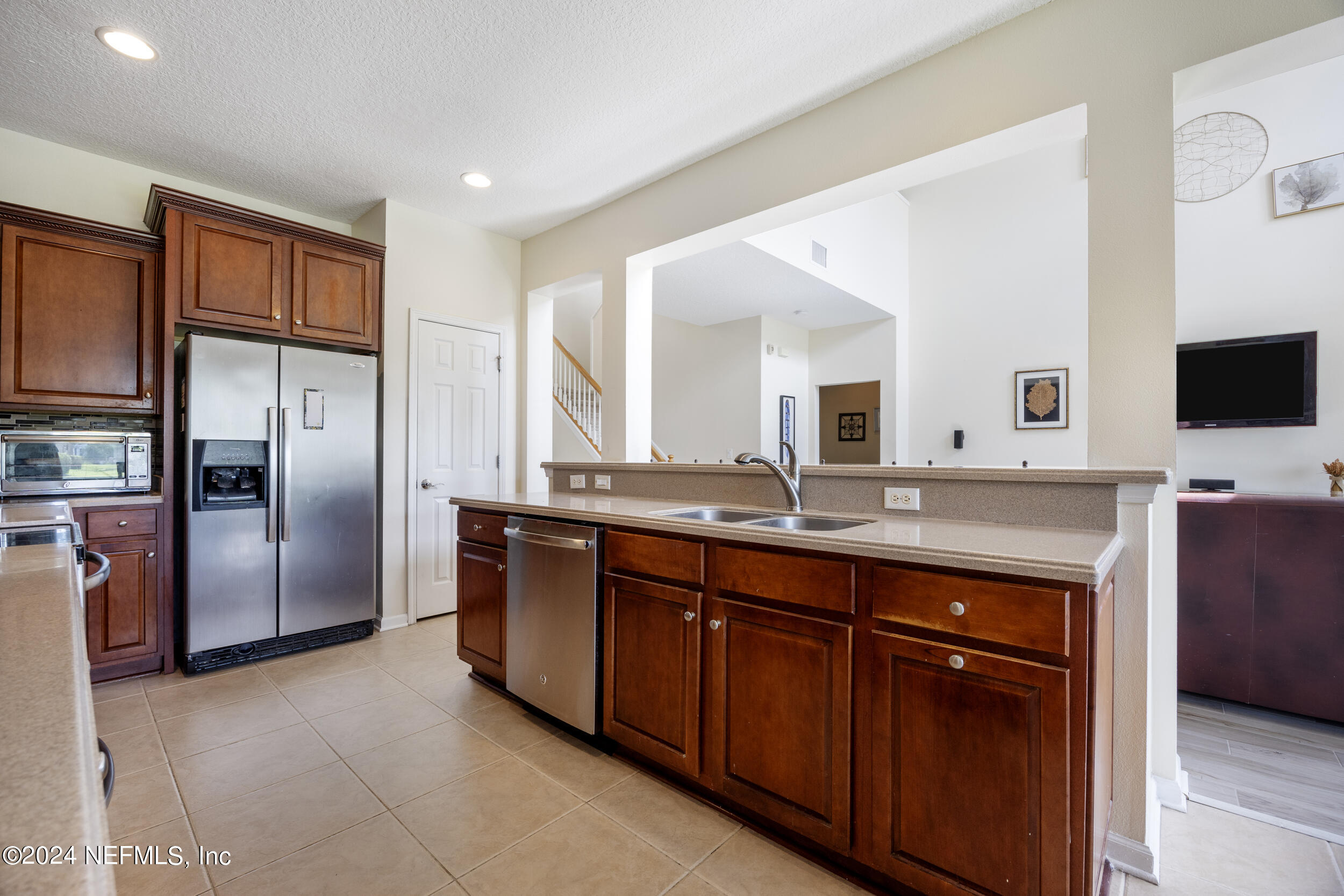3863 HARTWOOD Lane