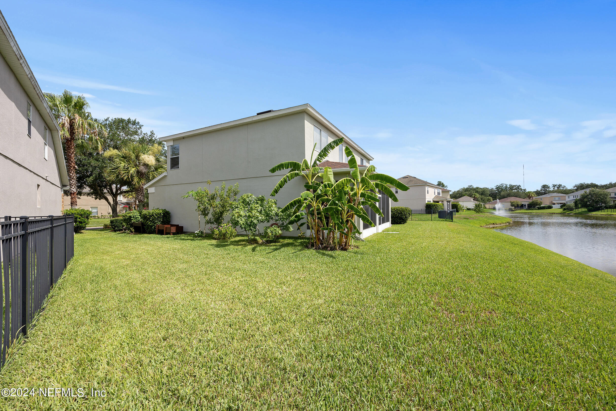 3863 HARTWOOD Lane