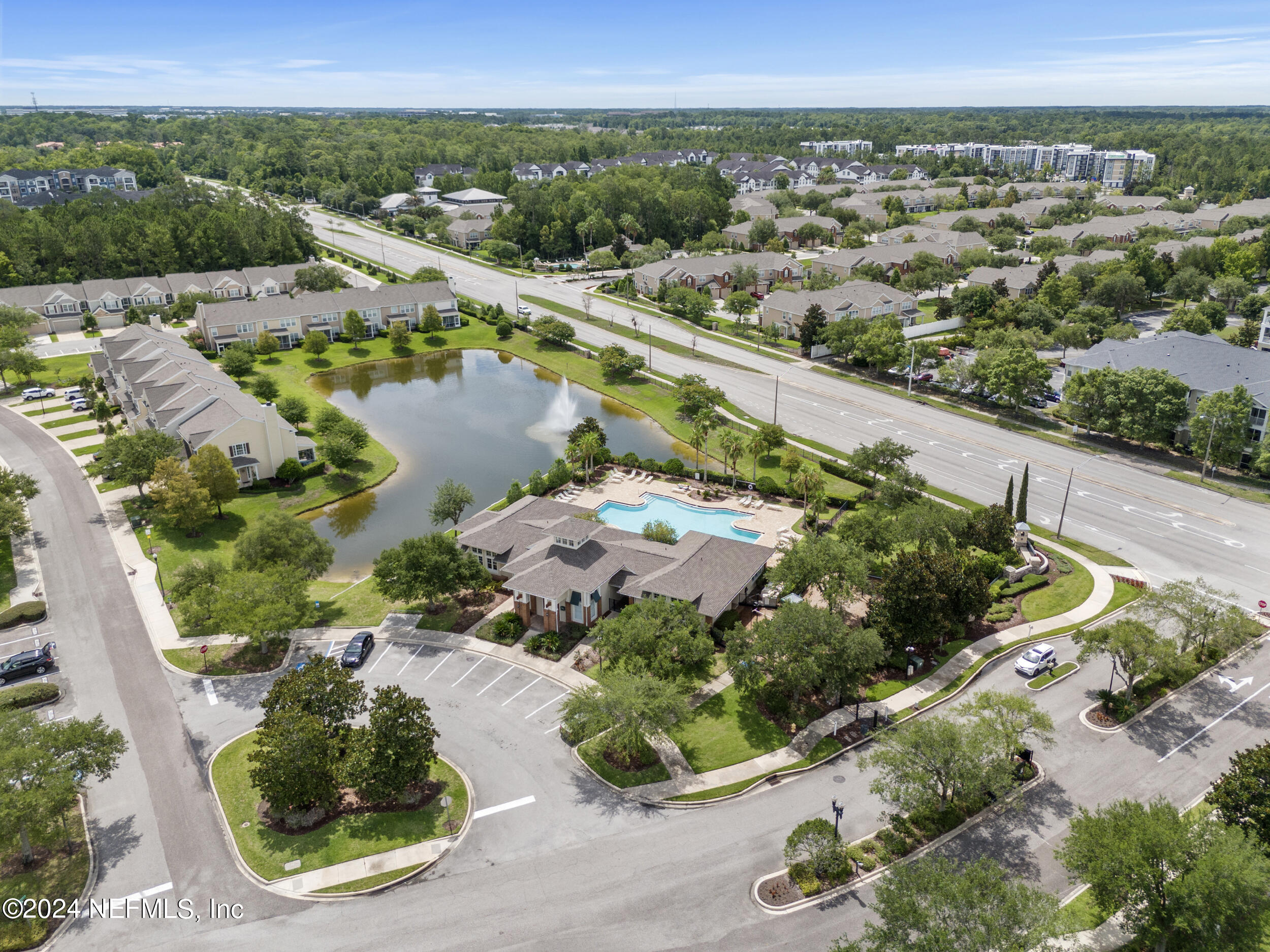 3863 HARTWOOD Lane
