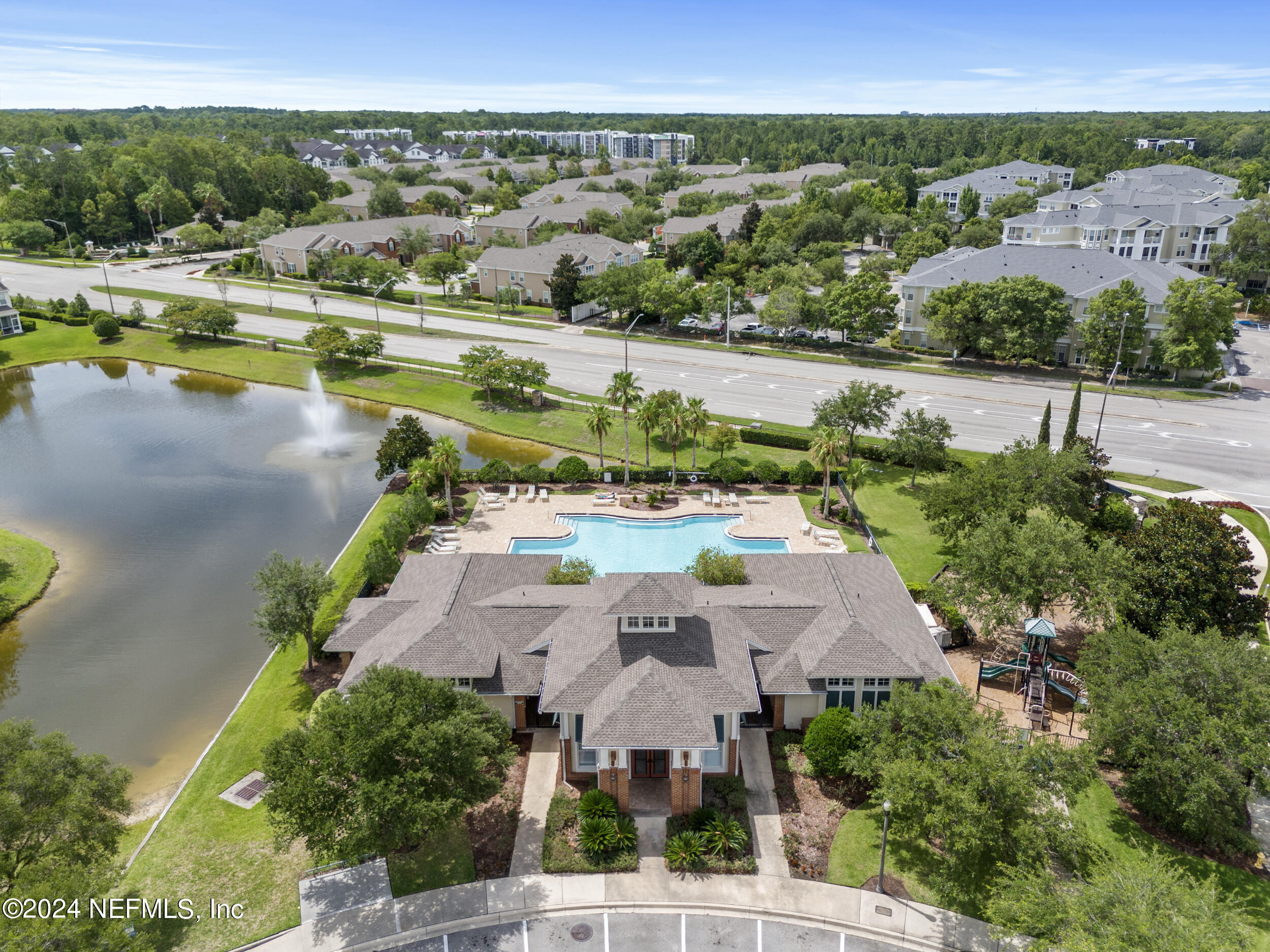 3863 HARTWOOD Lane