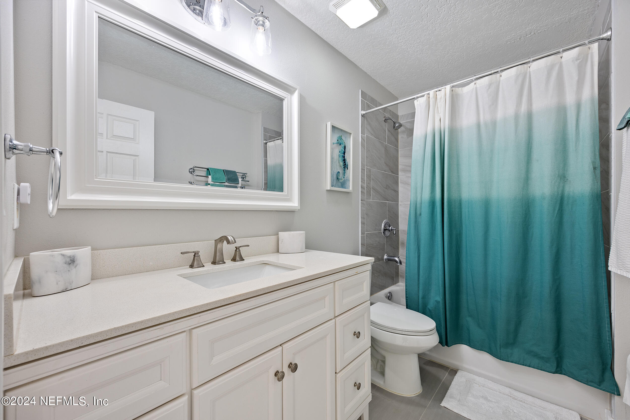 3863 HARTWOOD Lane