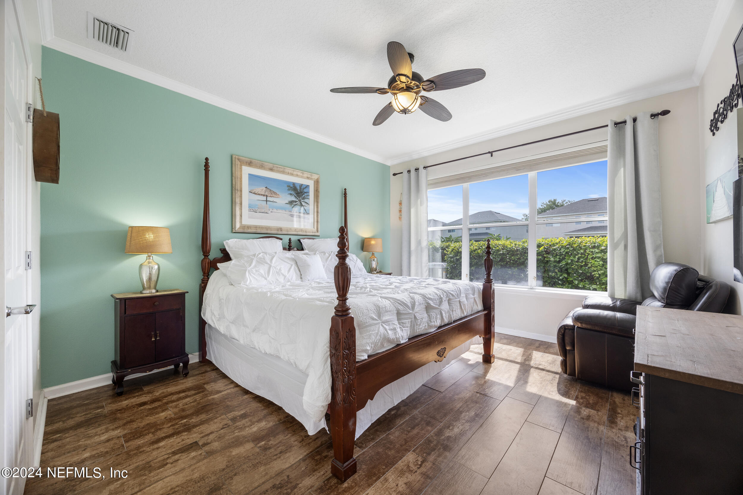 3863 HARTWOOD Lane