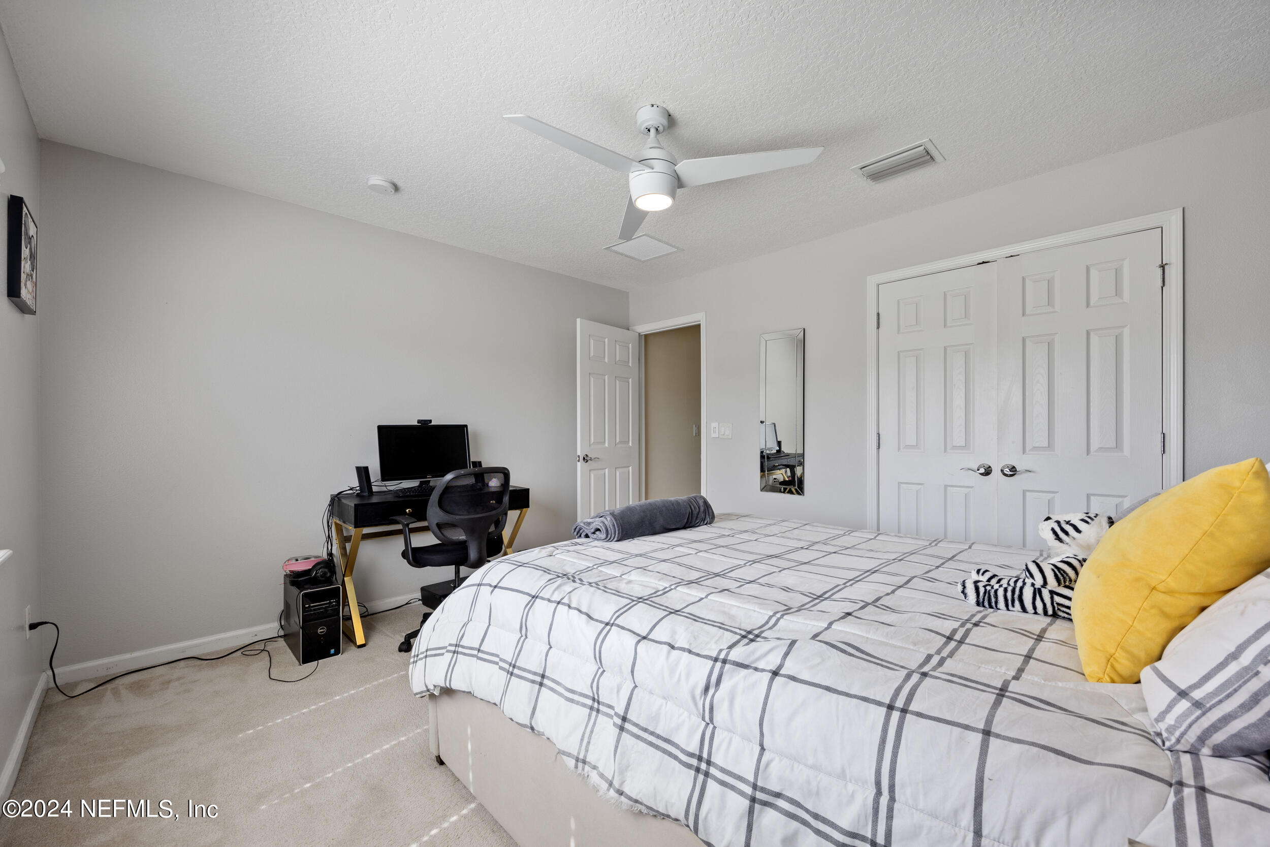 3863 HARTWOOD Lane