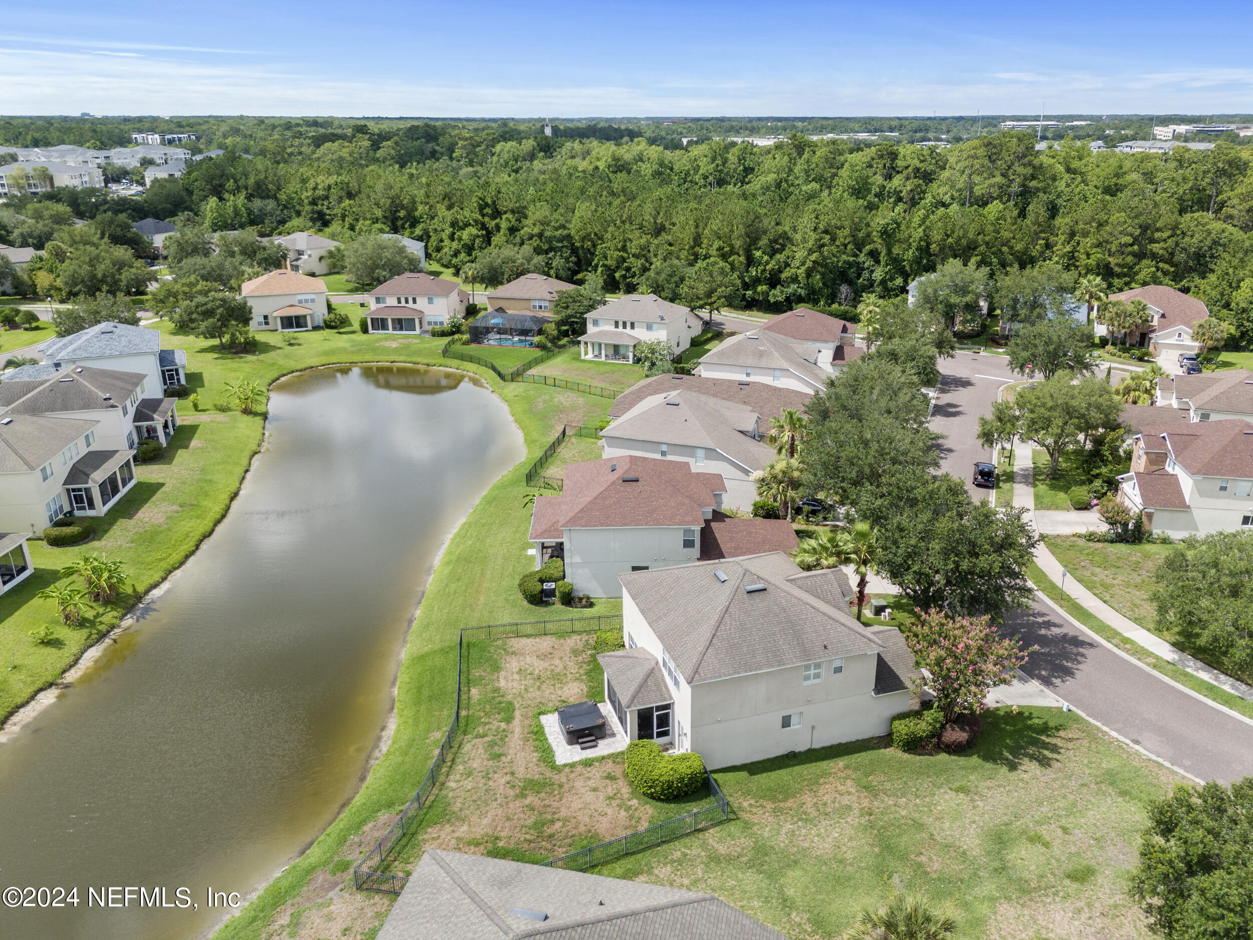 3863 HARTWOOD Lane