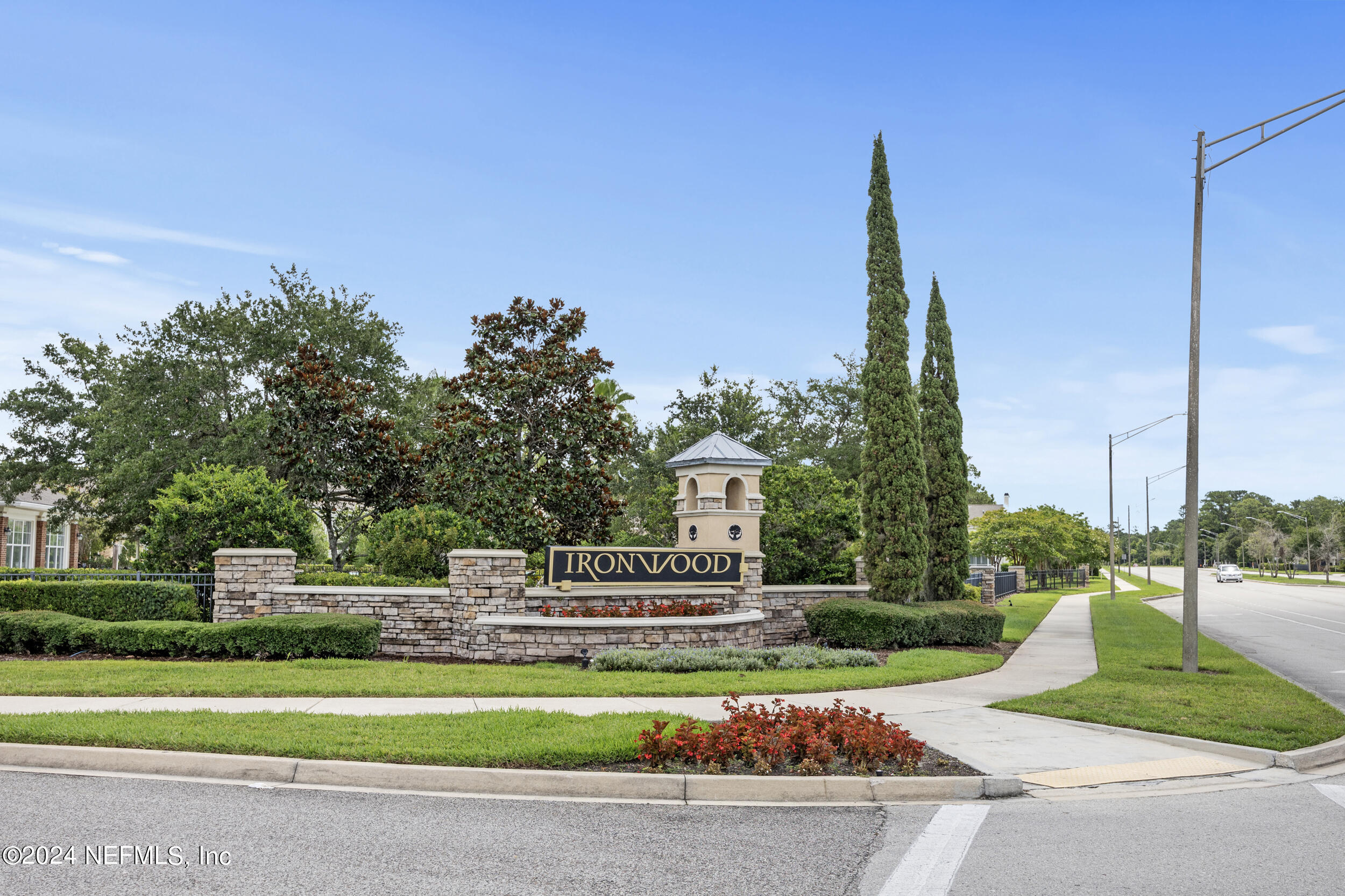 3863 HARTWOOD Lane