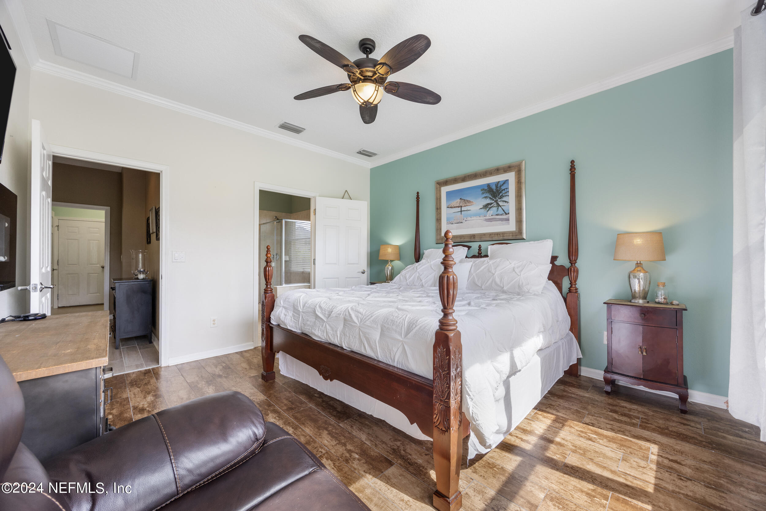 3863 HARTWOOD Lane
