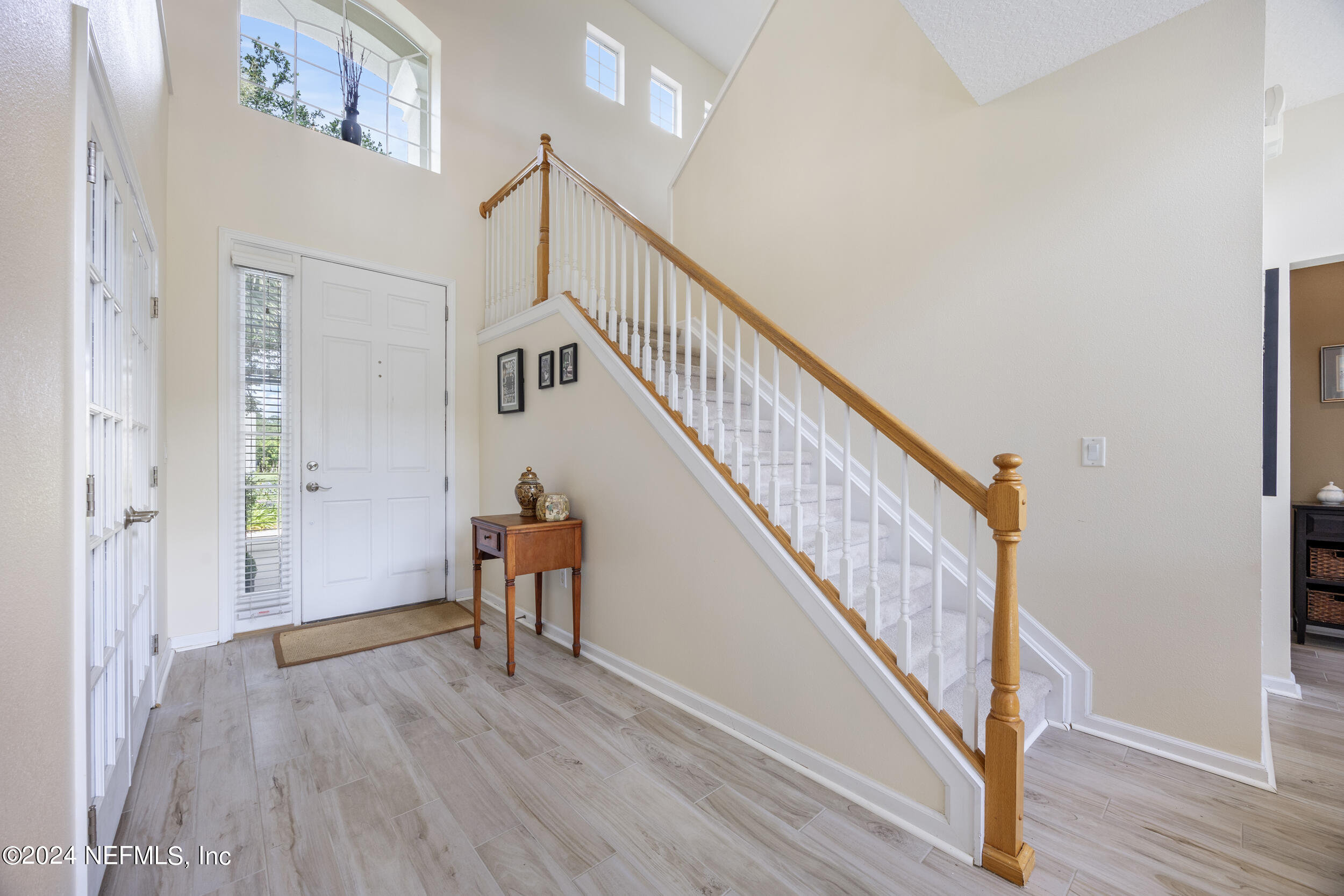 3863 HARTWOOD Lane