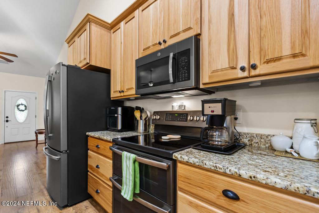 35042 HEARTHSTONE Way