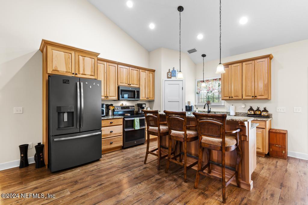35042 HEARTHSTONE Way