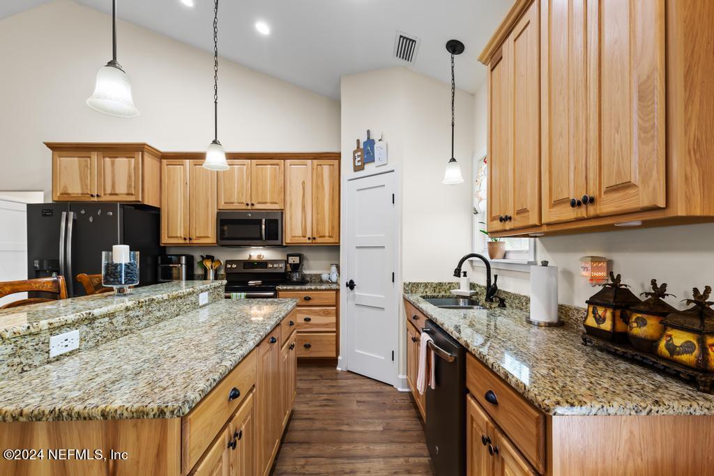 35042 HEARTHSTONE Way