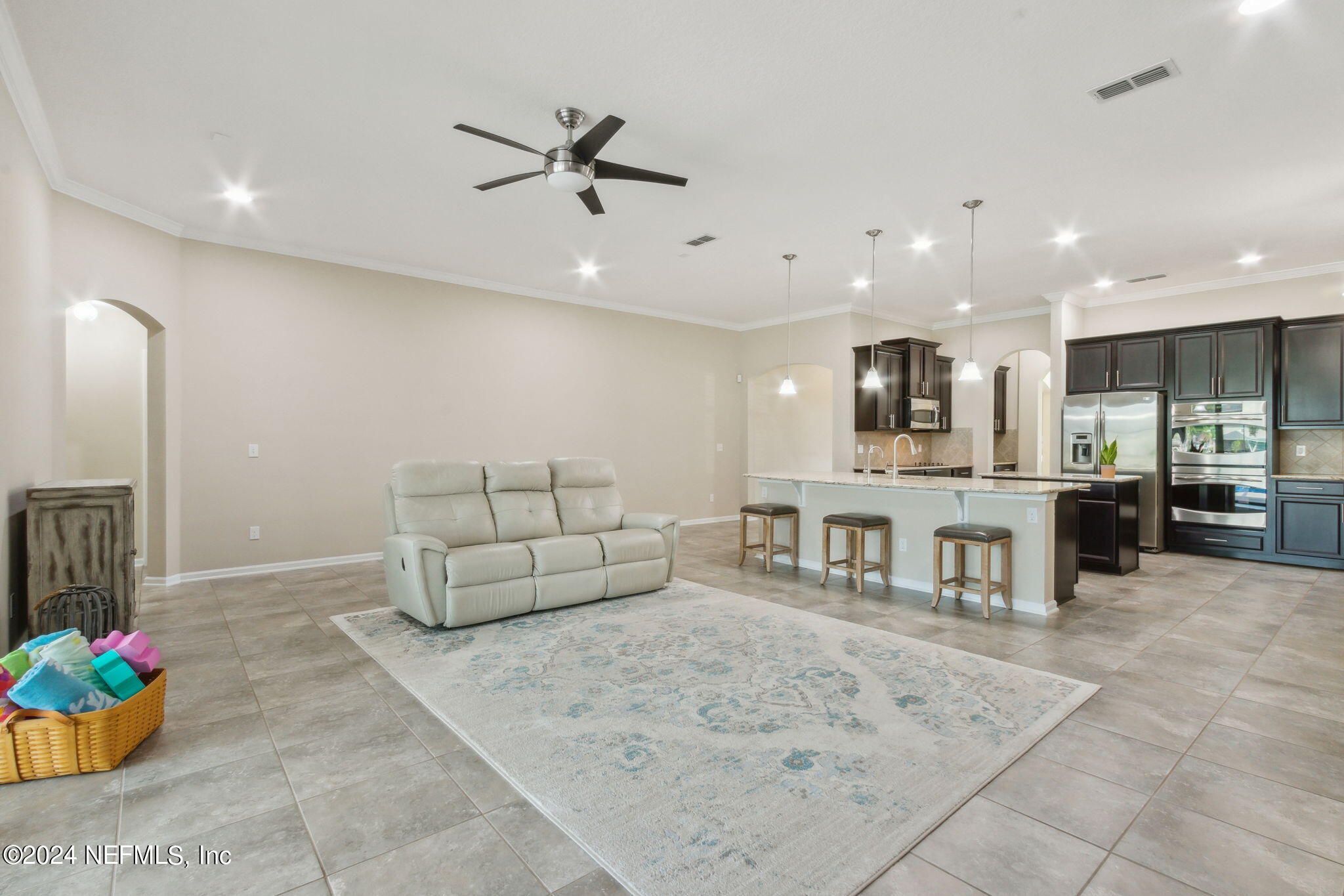 167 E POSITANO Avenue