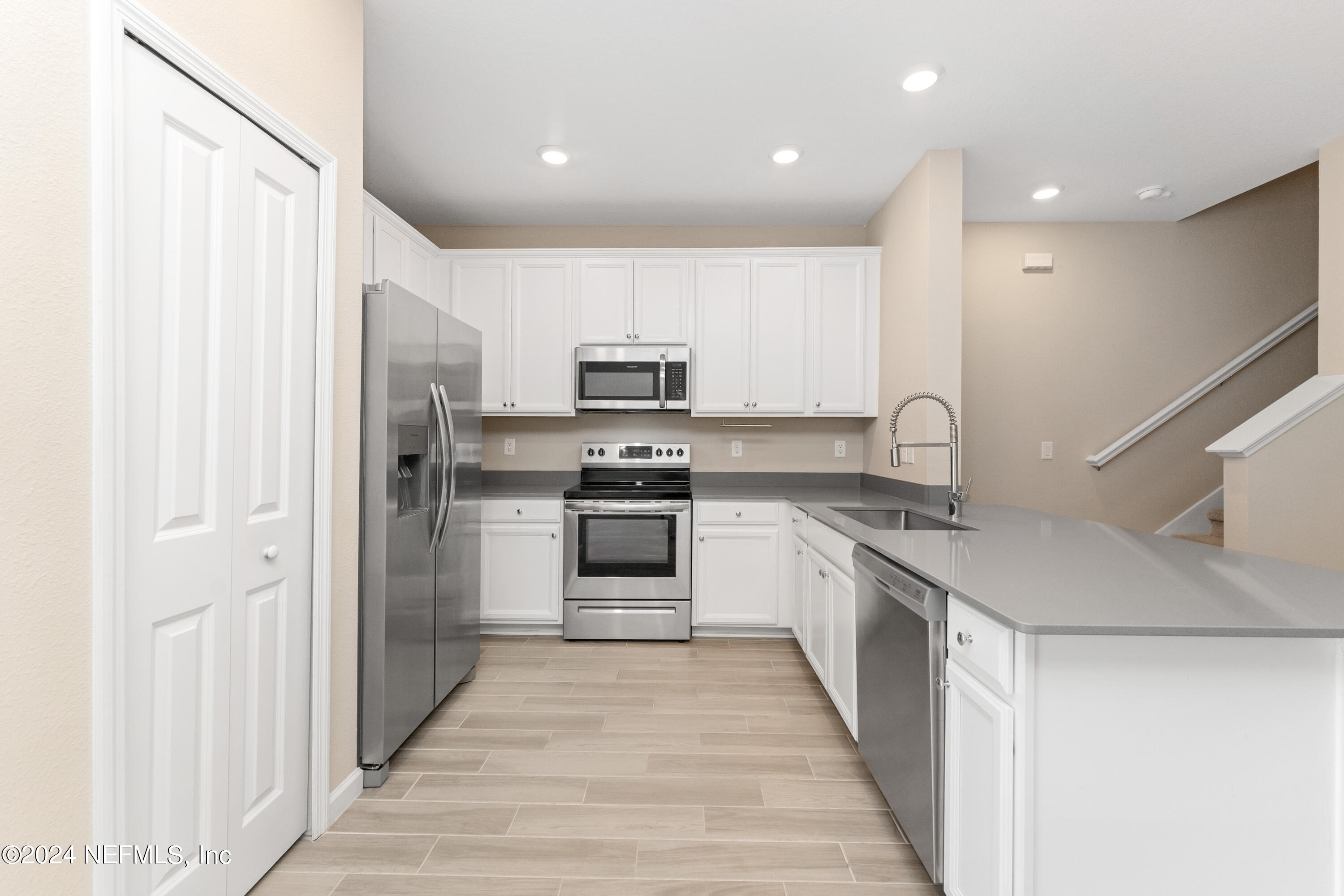 2612 SANDY DUNE Drive
