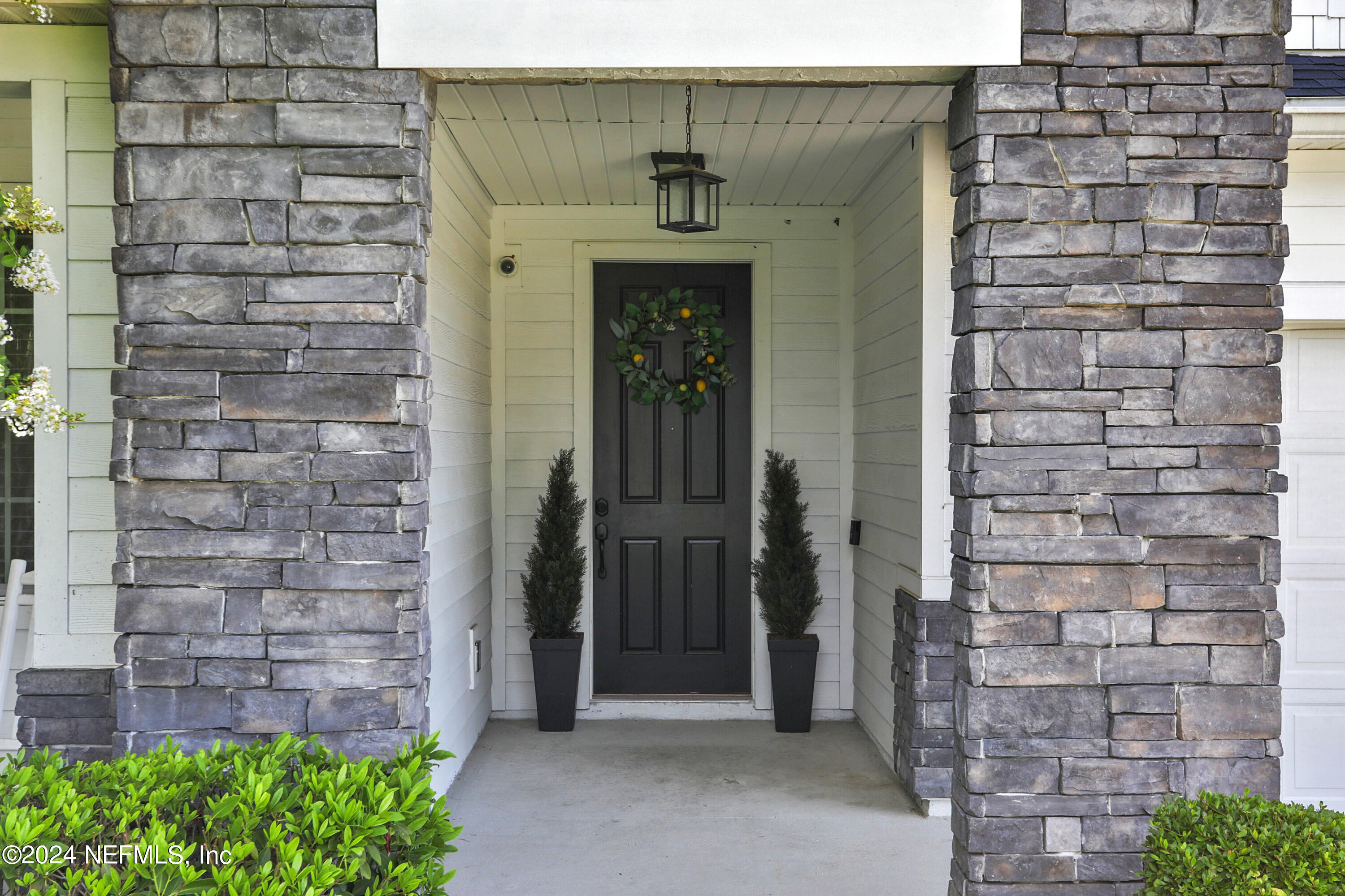 7393 SUNNYDALE Lane