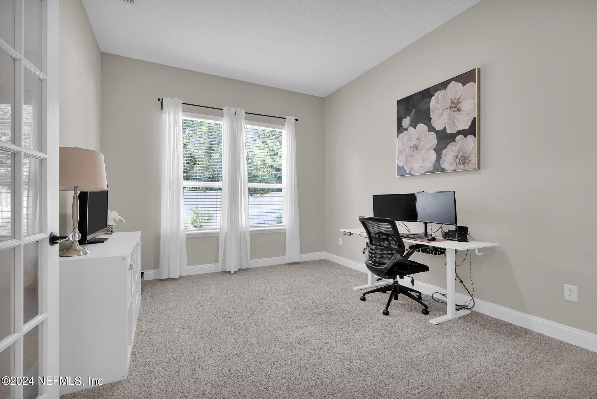 100 CALLIEL Way