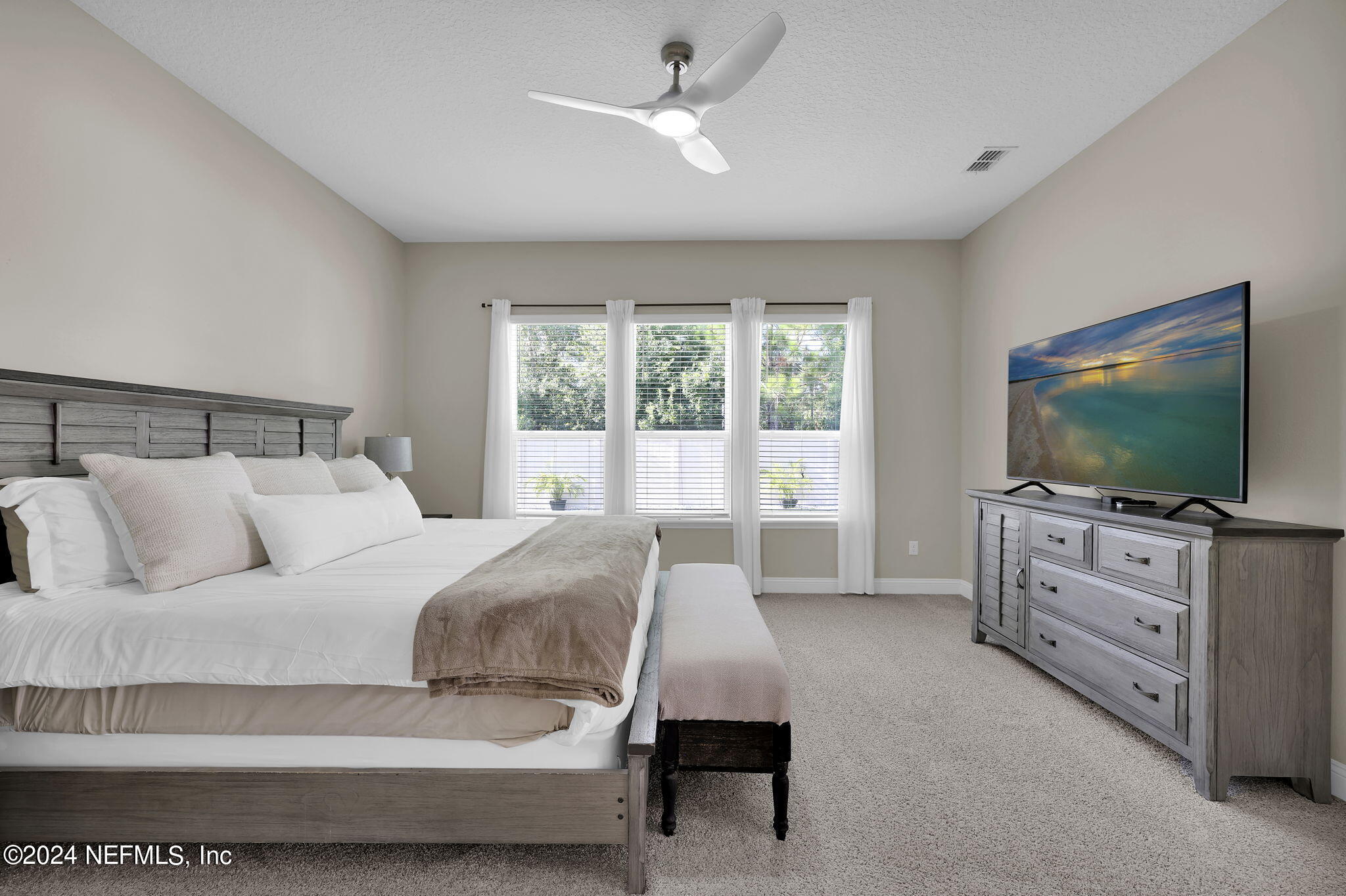 100 CALLIEL Way