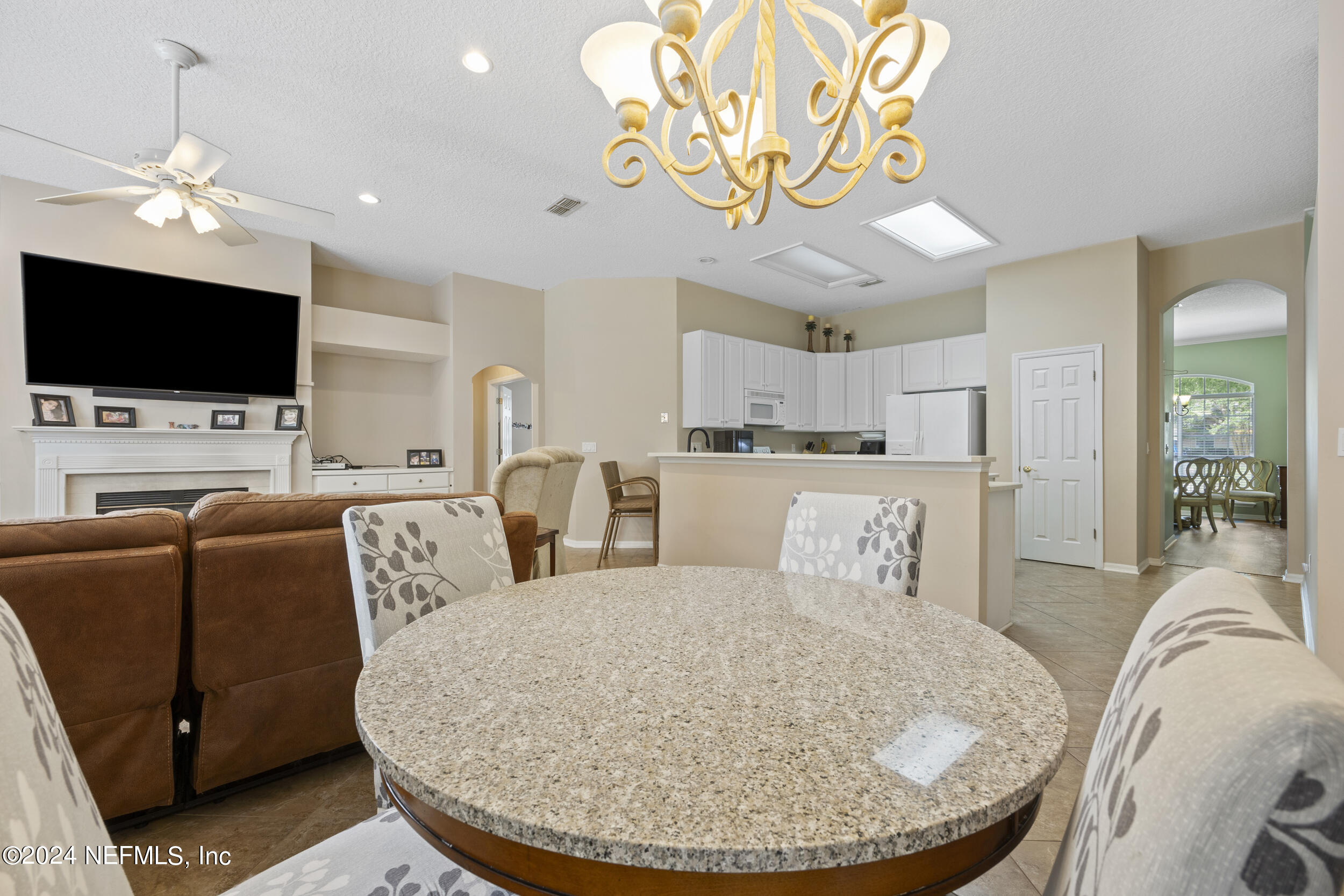 993 BLACKBERRY Lane