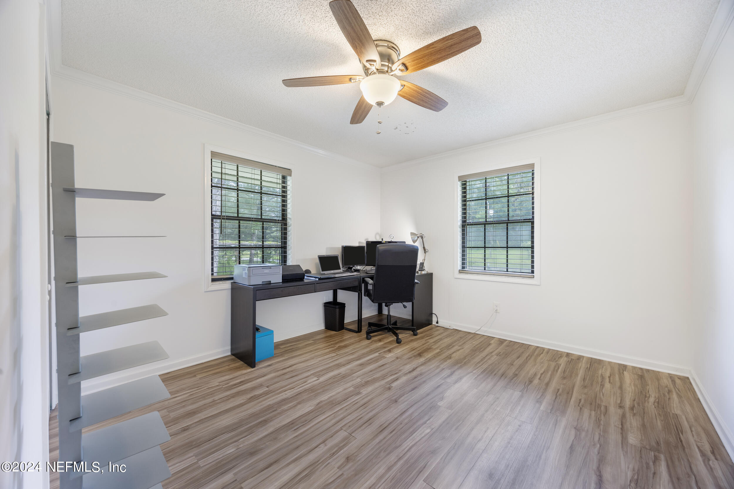 4041 LAZY ACRES Road