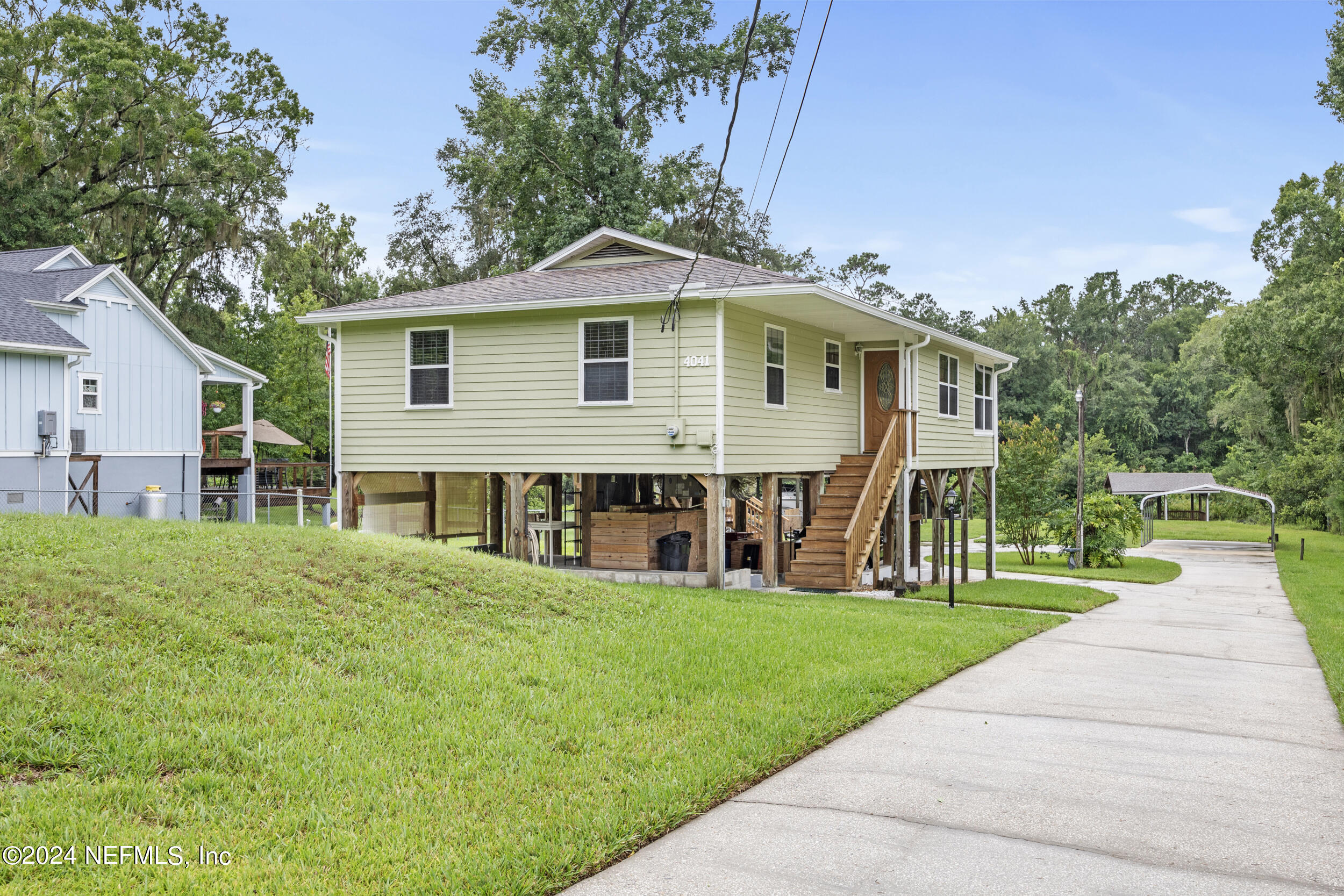 4041 LAZY ACRES Road