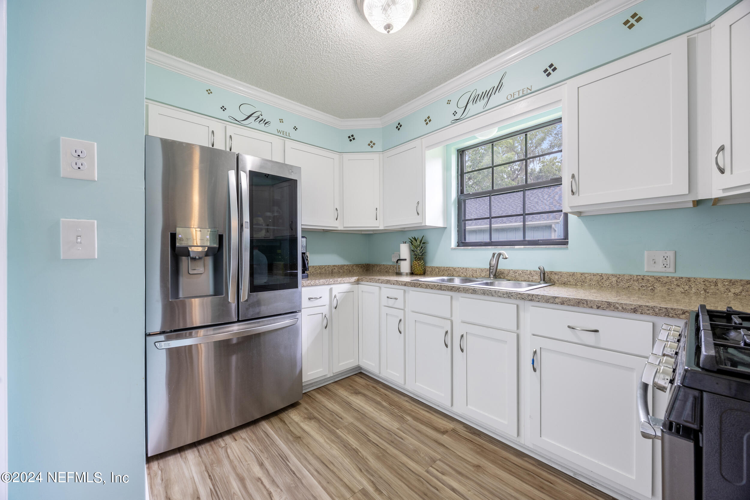 4041 LAZY ACRES Road