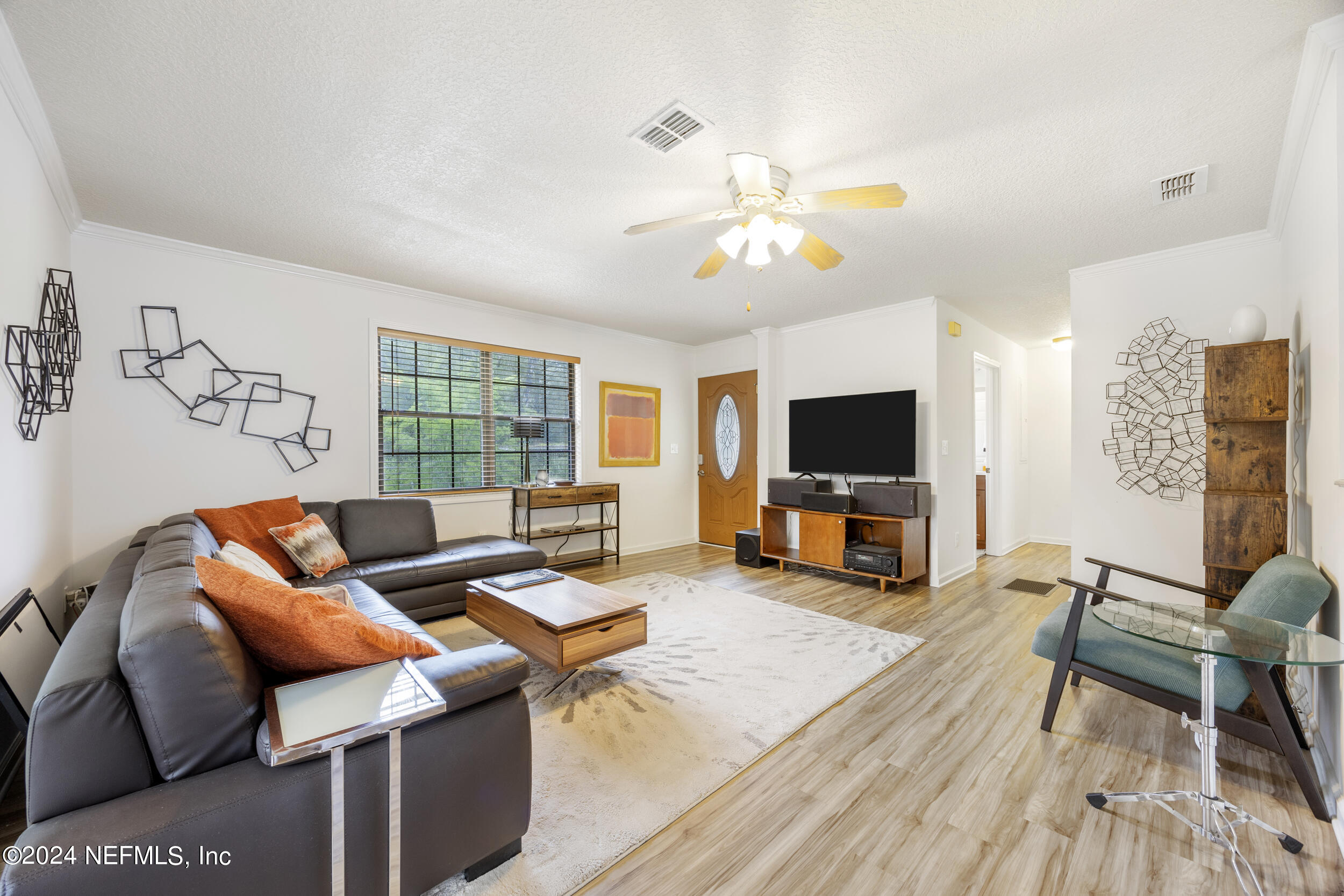 4041 LAZY ACRES Road