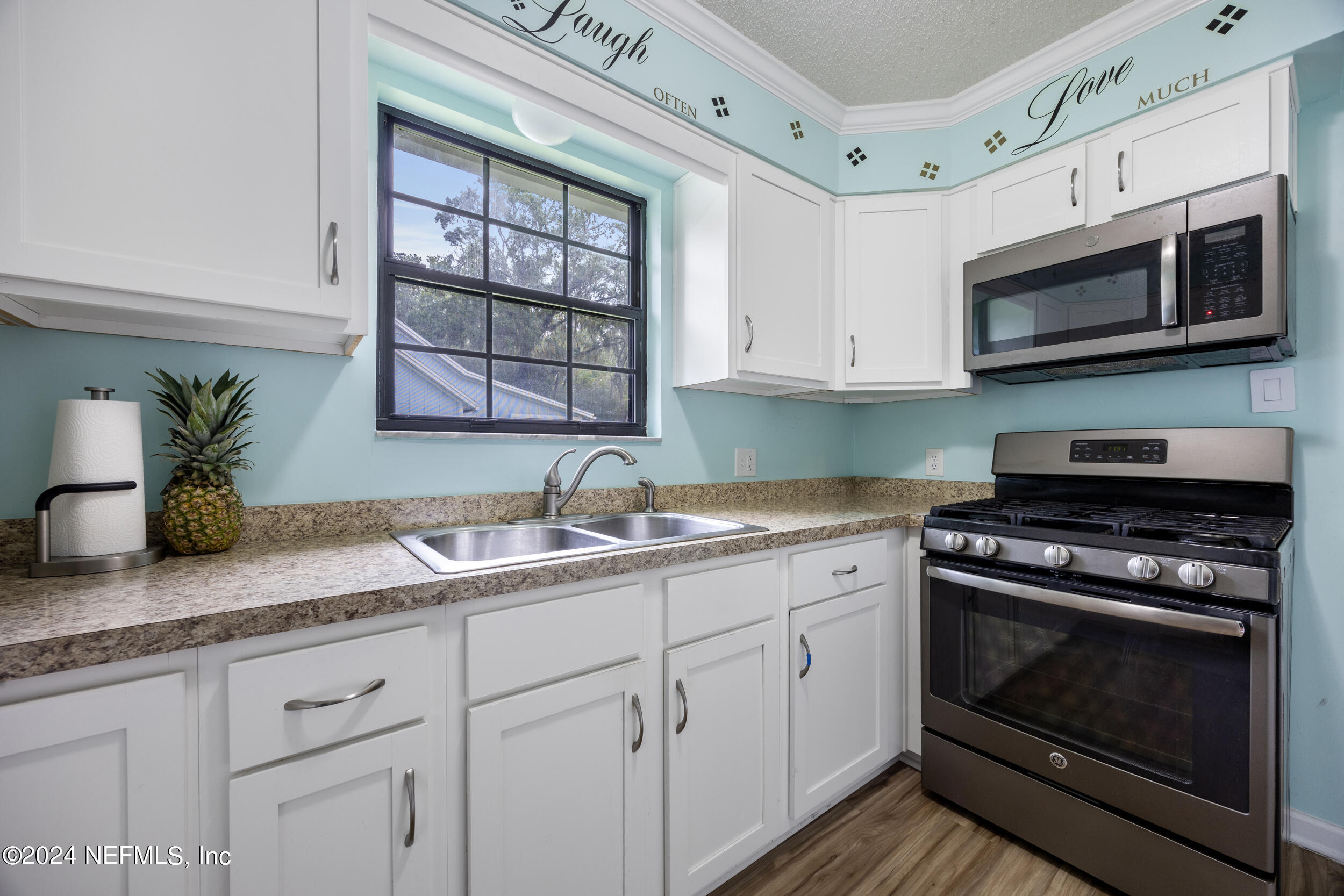 4041 LAZY ACRES Road