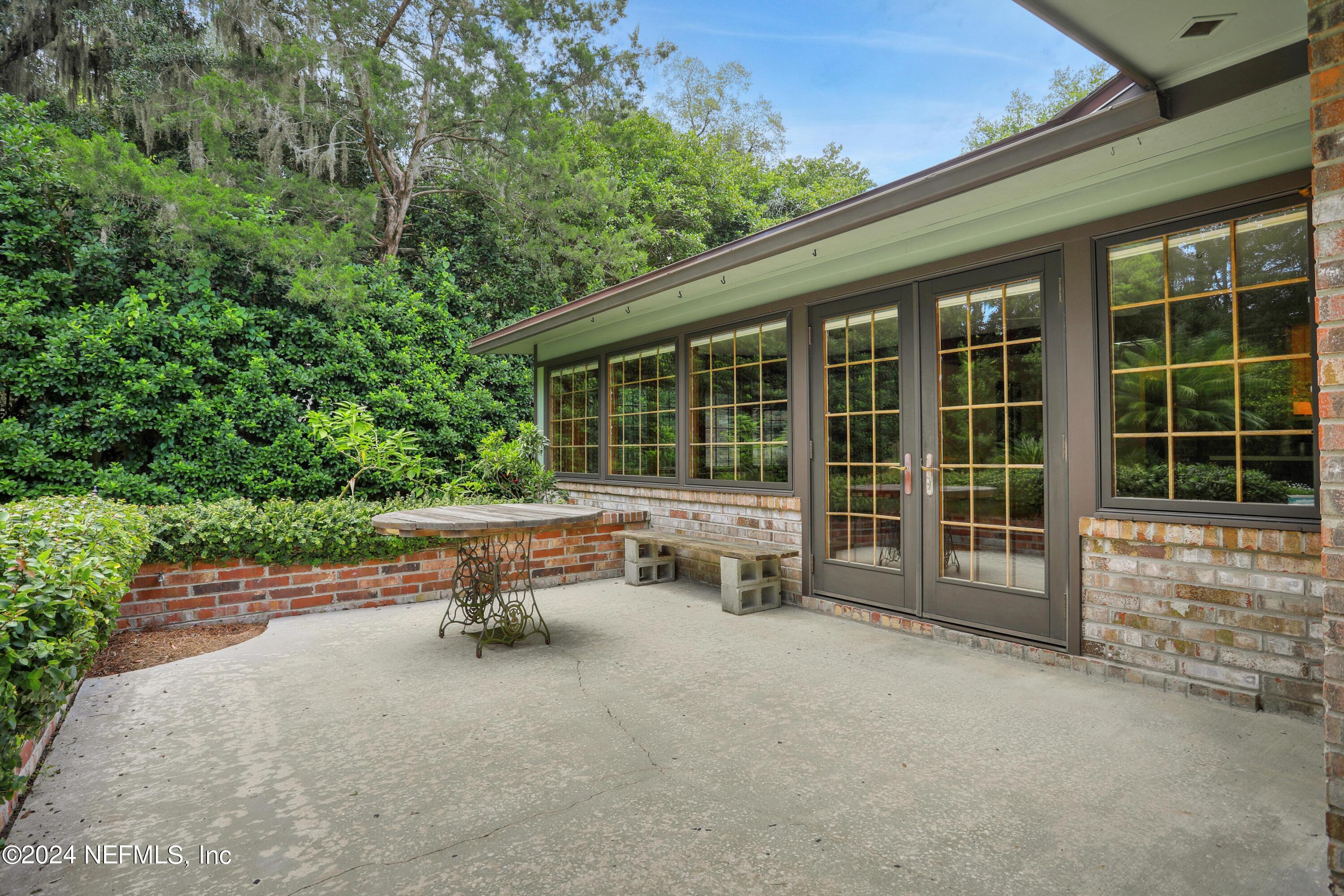 11857 LITTLE CREEK Lane