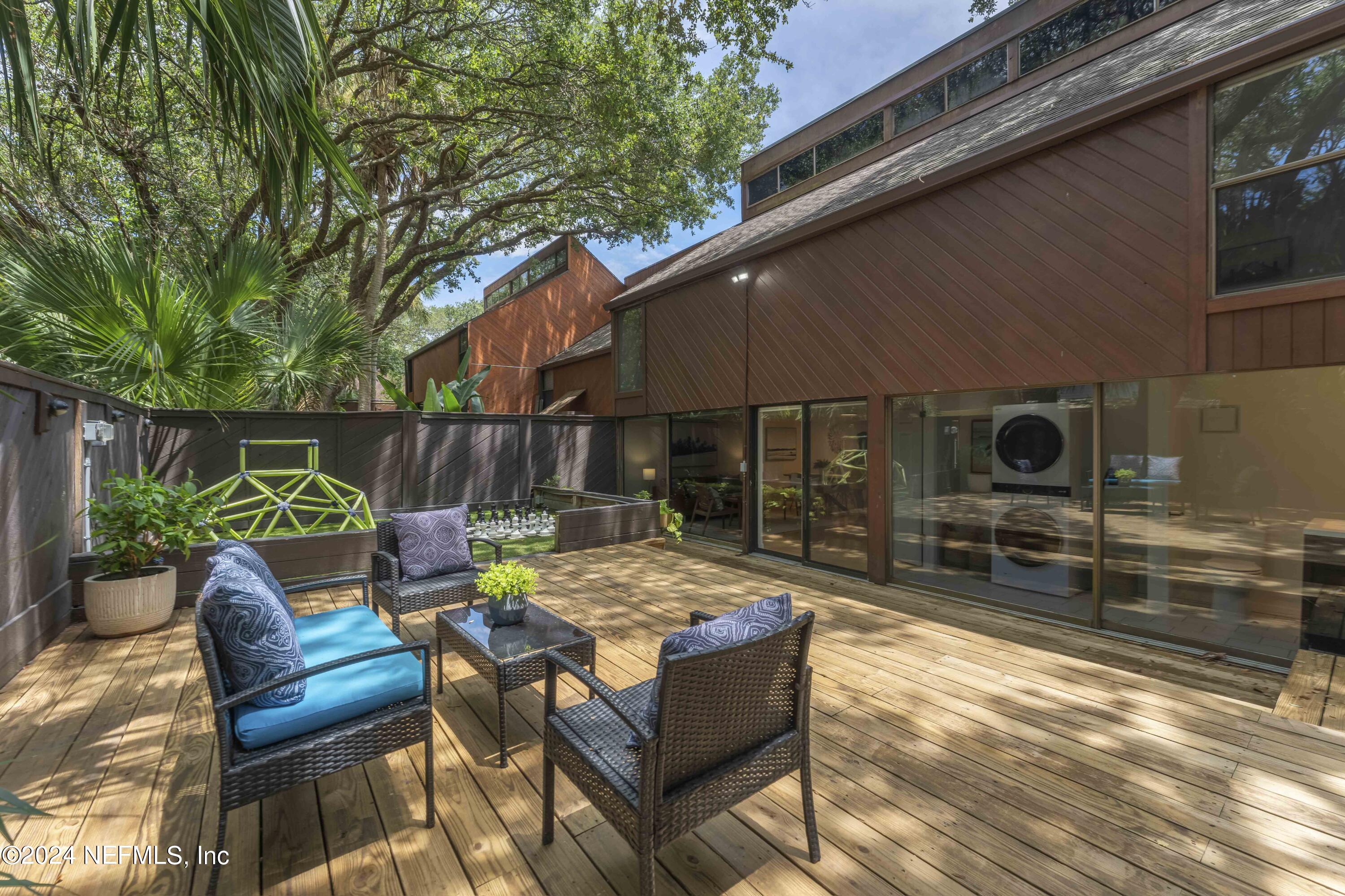 2277 SEMINOLE Road, B