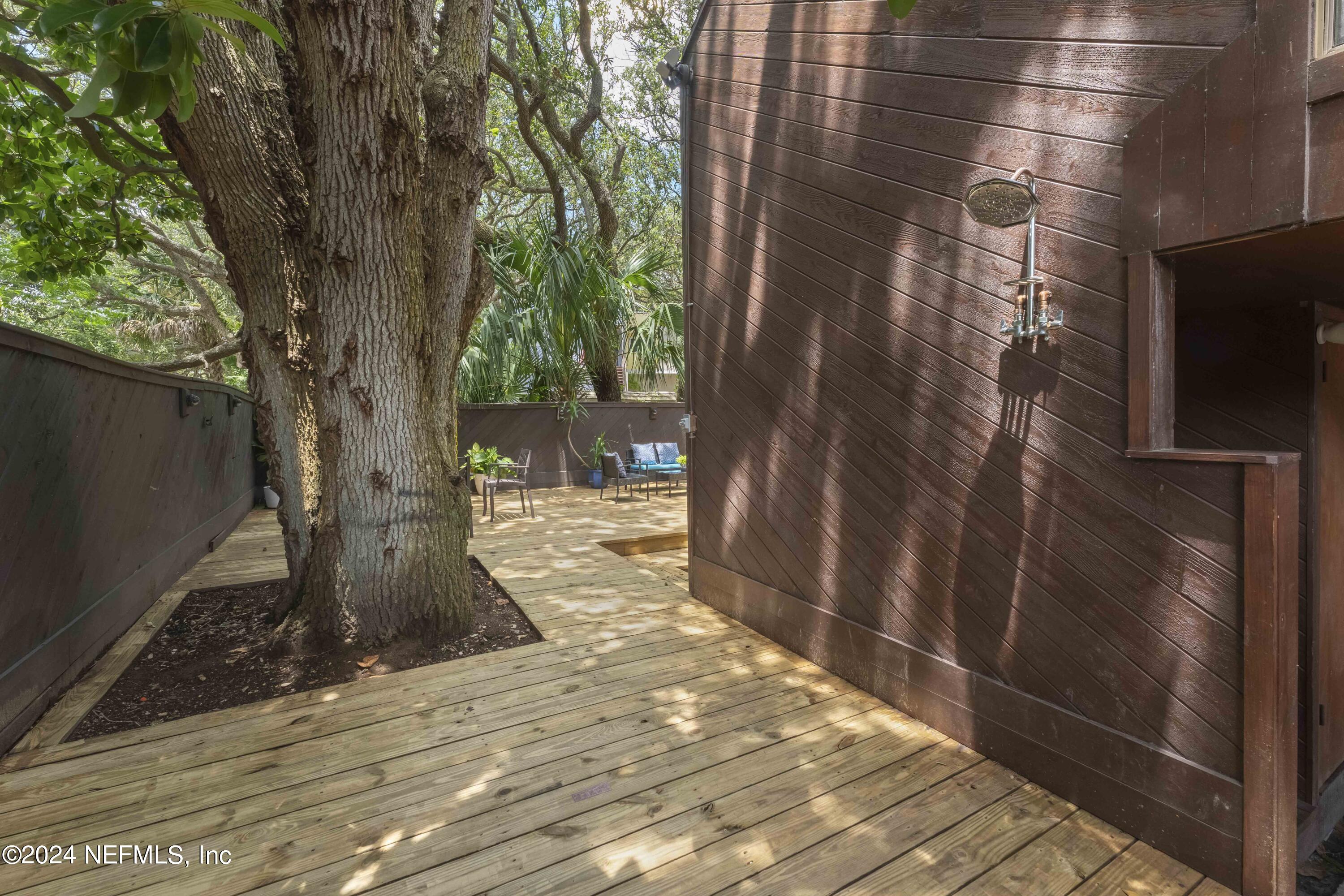 2277 SEMINOLE Road, B