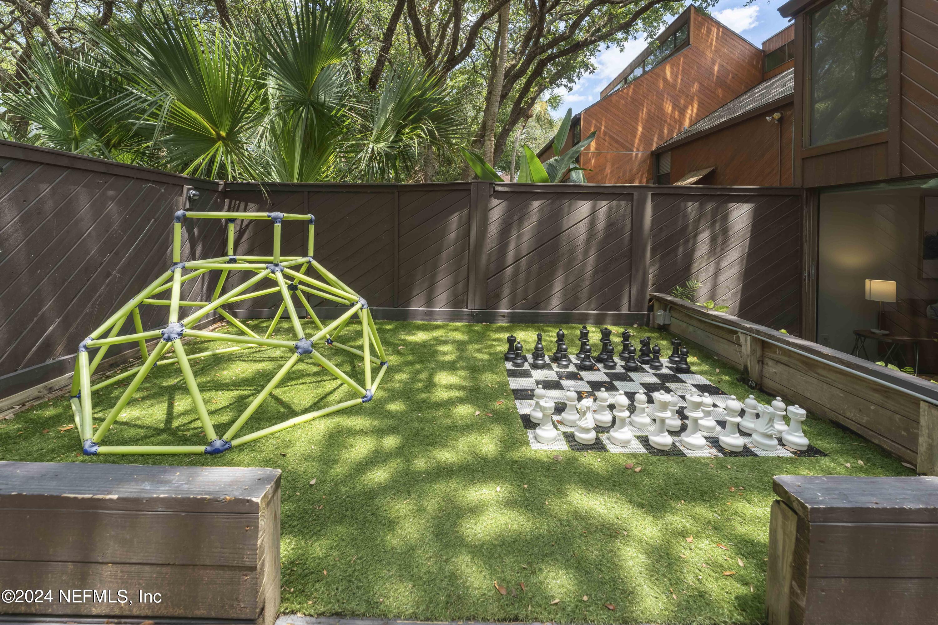 2277 SEMINOLE Road, B