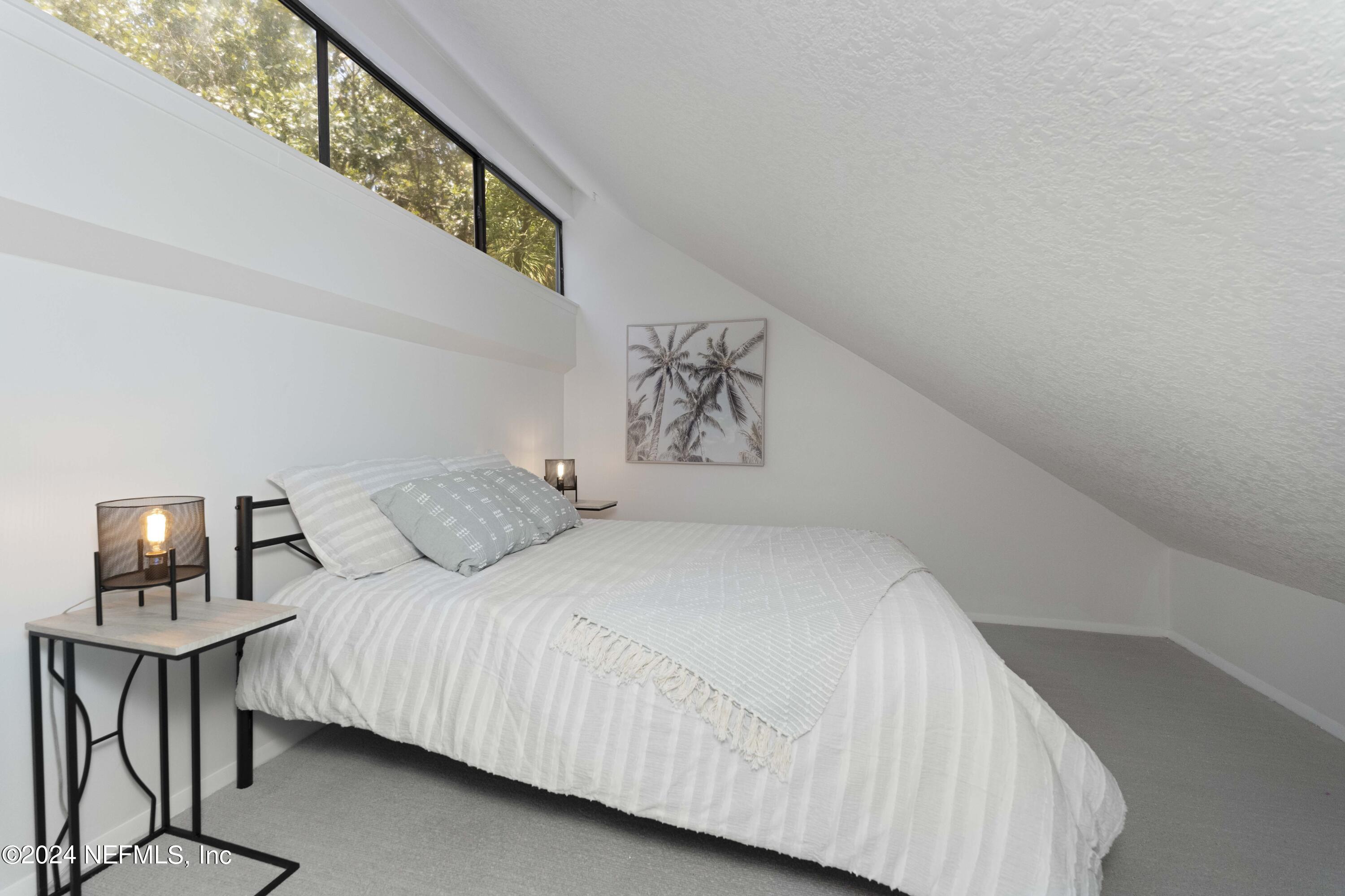 2277 SEMINOLE Road, B