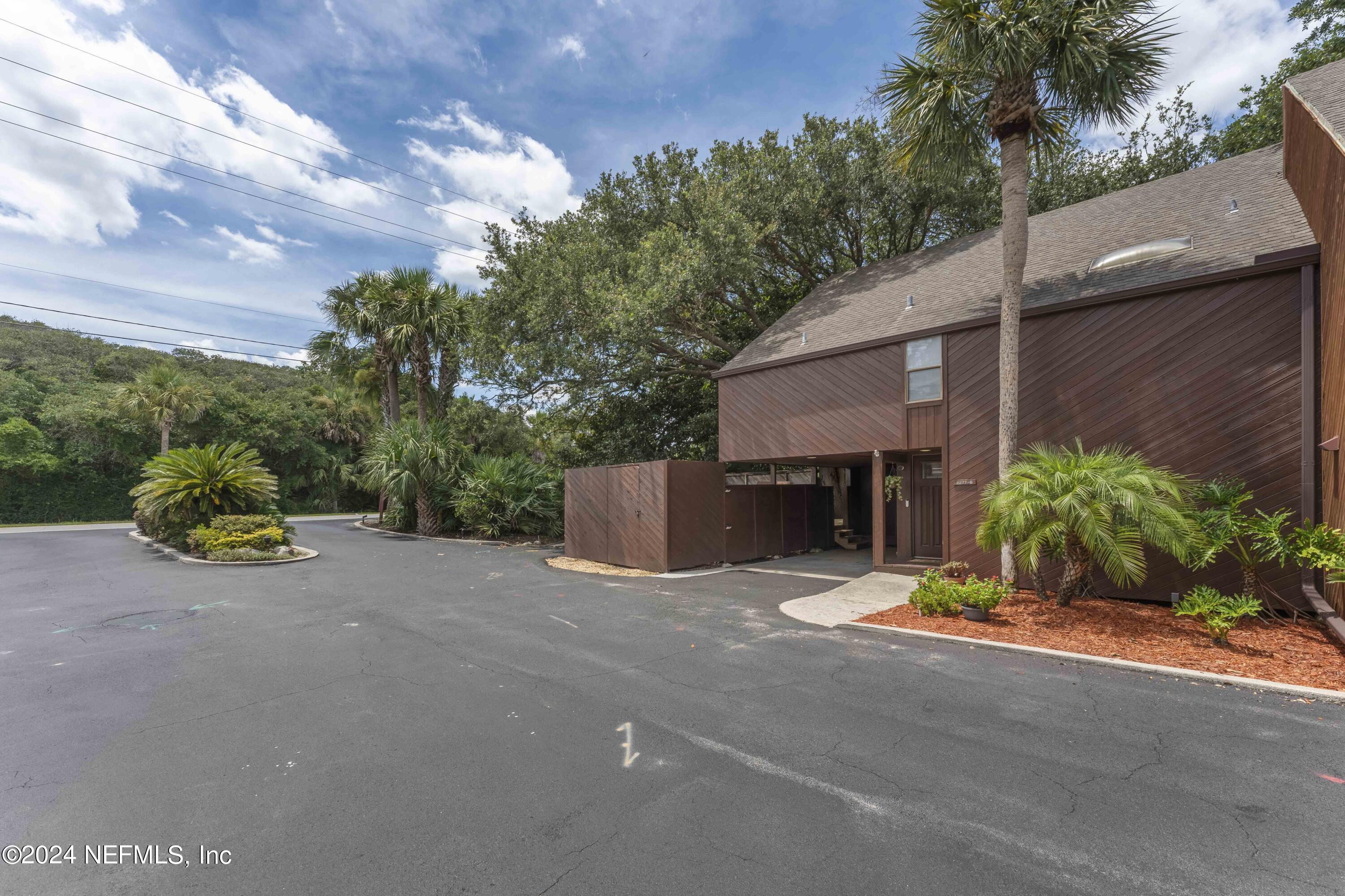 2277 SEMINOLE Road, B