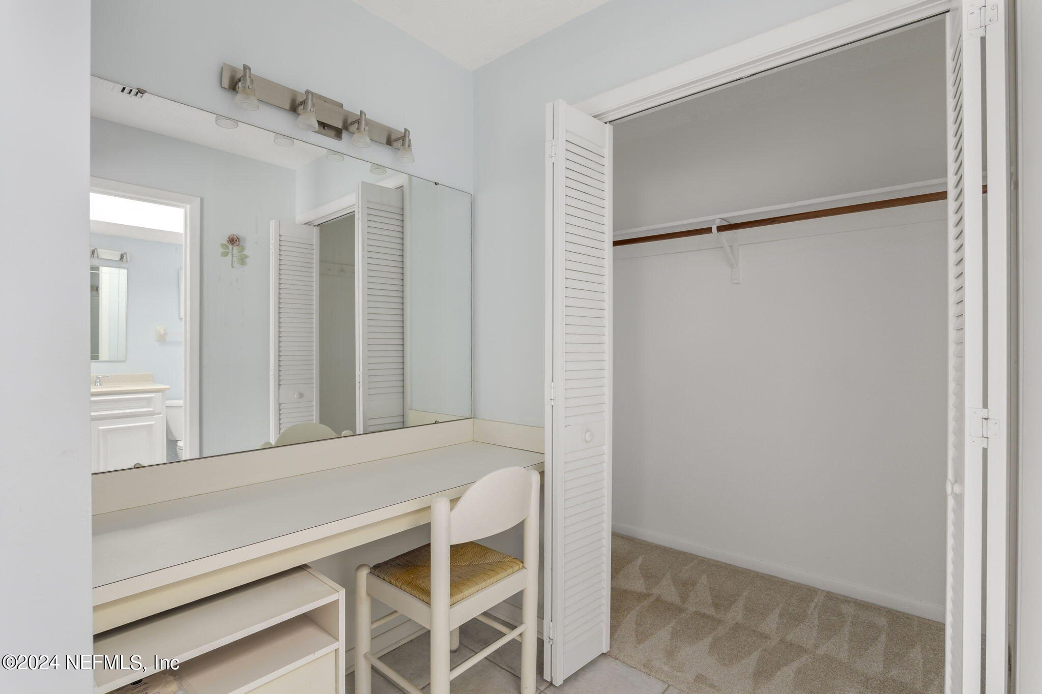 1228 FRUIT COVE Drive N