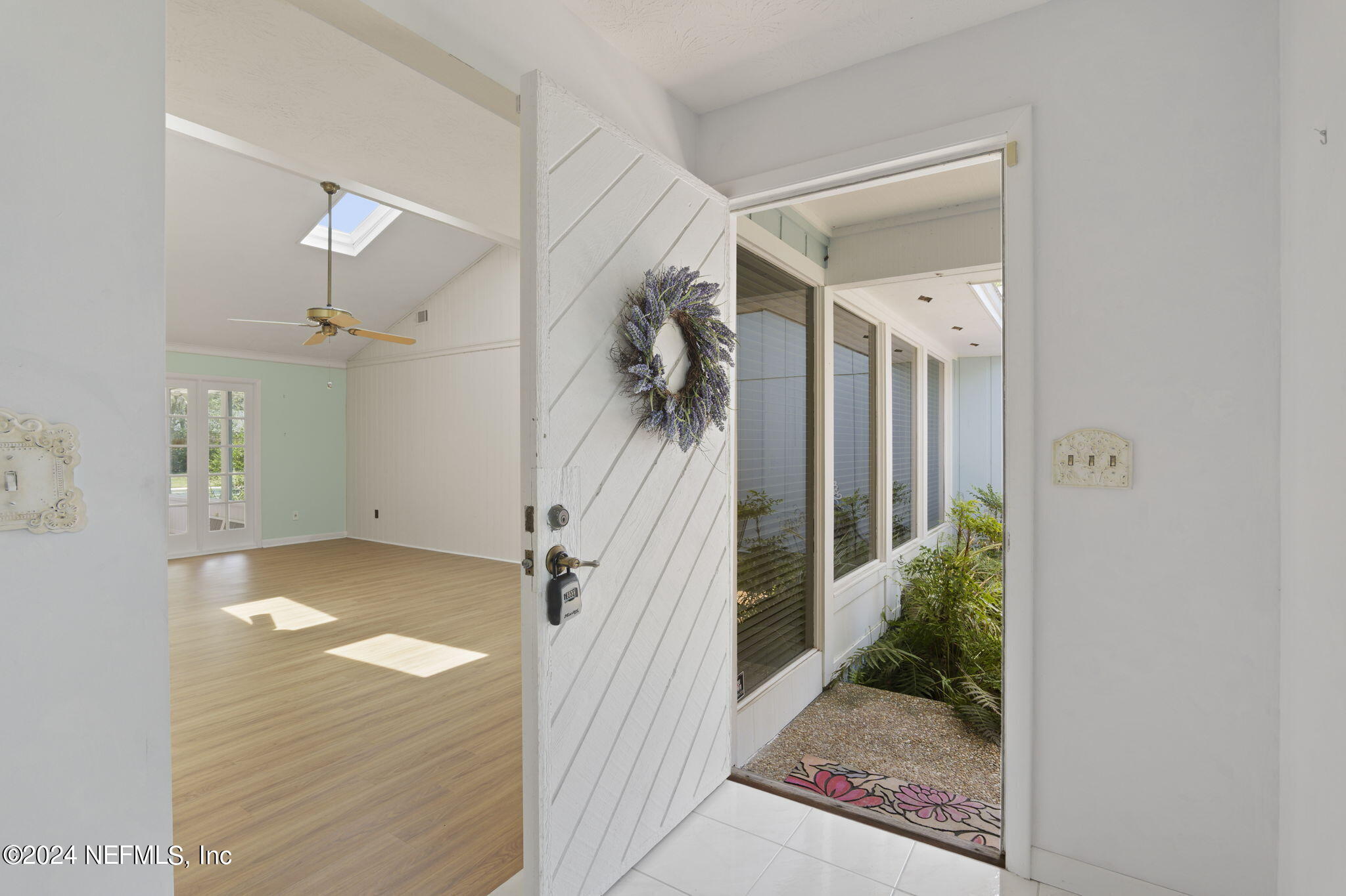 1228 FRUIT COVE Drive N