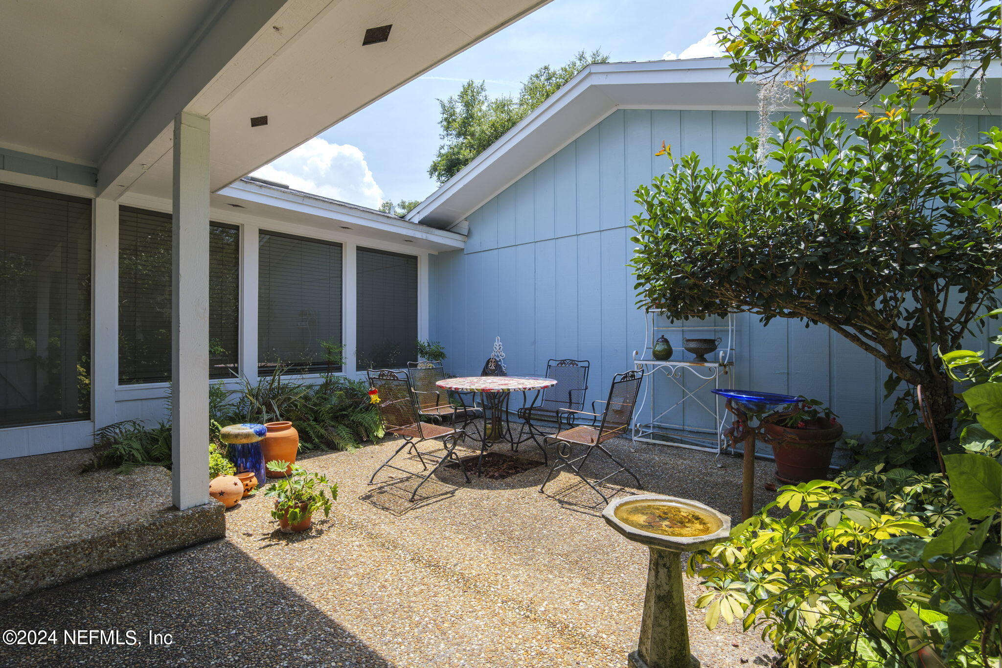 1228 FRUIT COVE Drive N