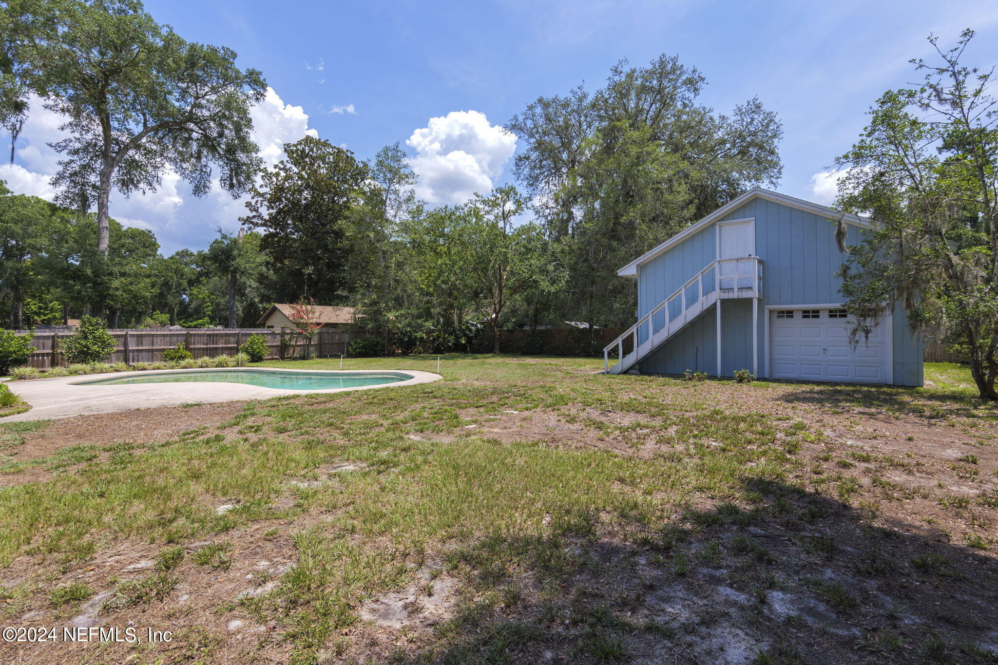 1228 FRUIT COVE Drive N