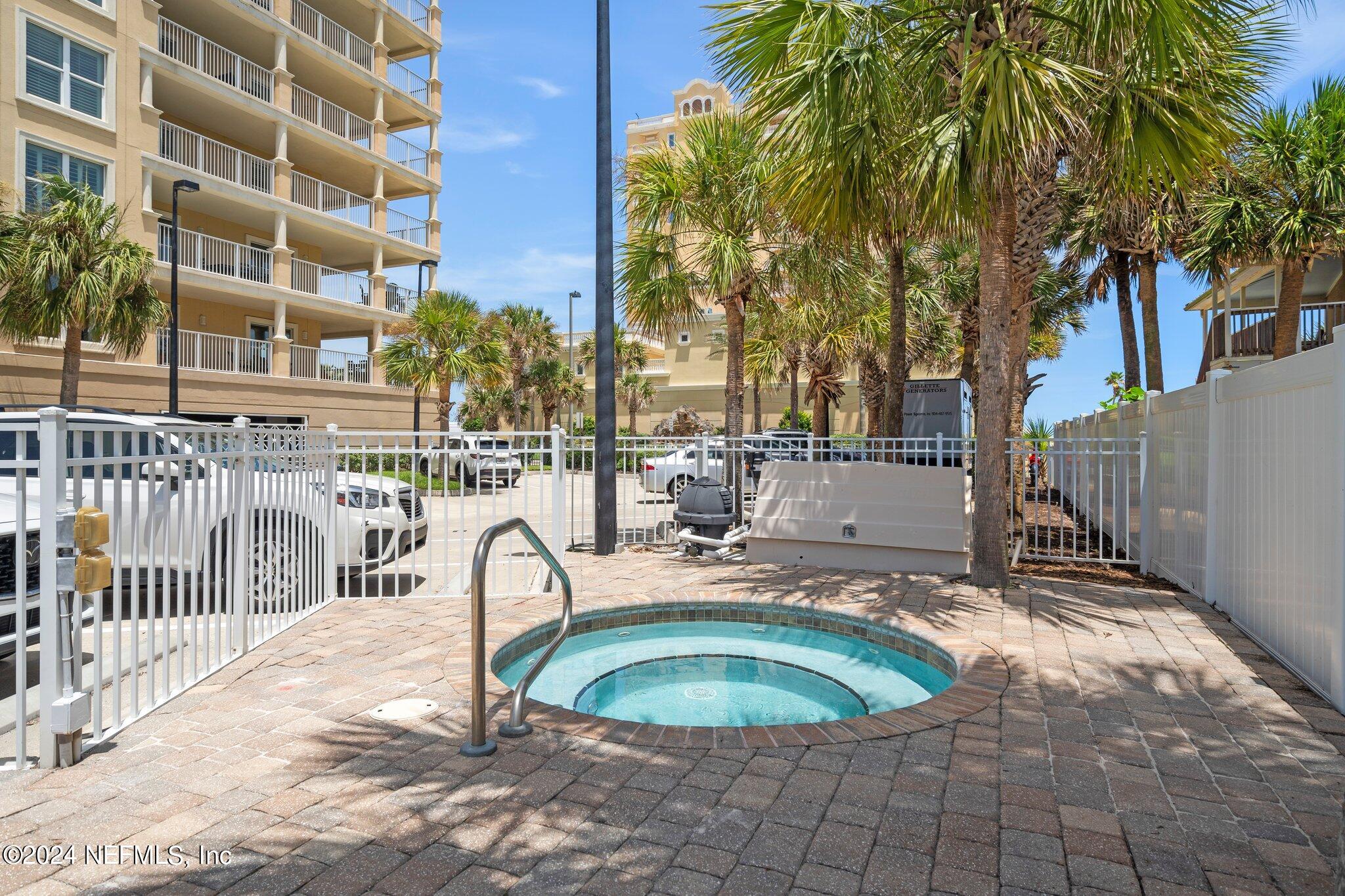 932 1ST Street N, 602