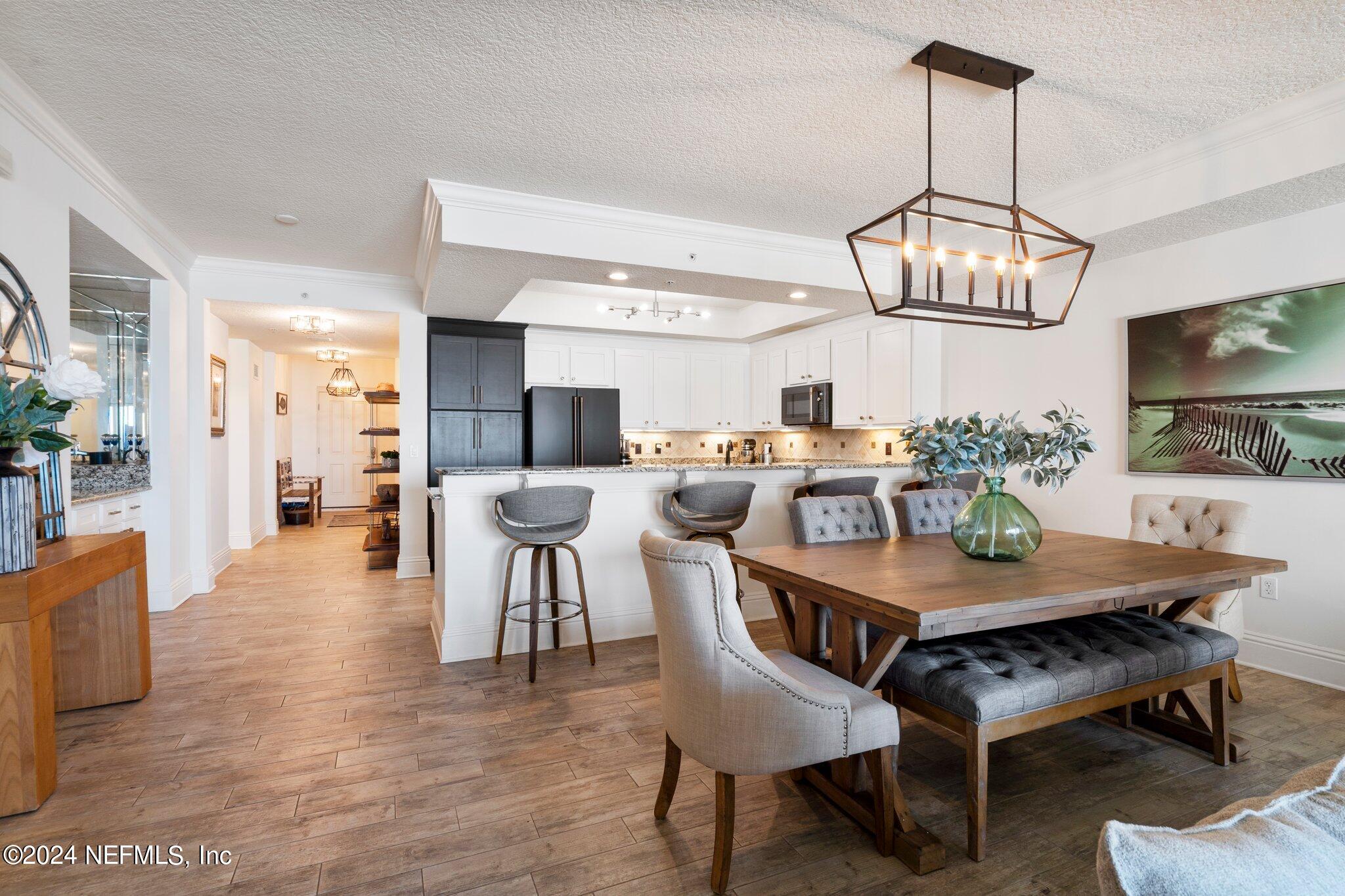 932 1ST Street N, 602