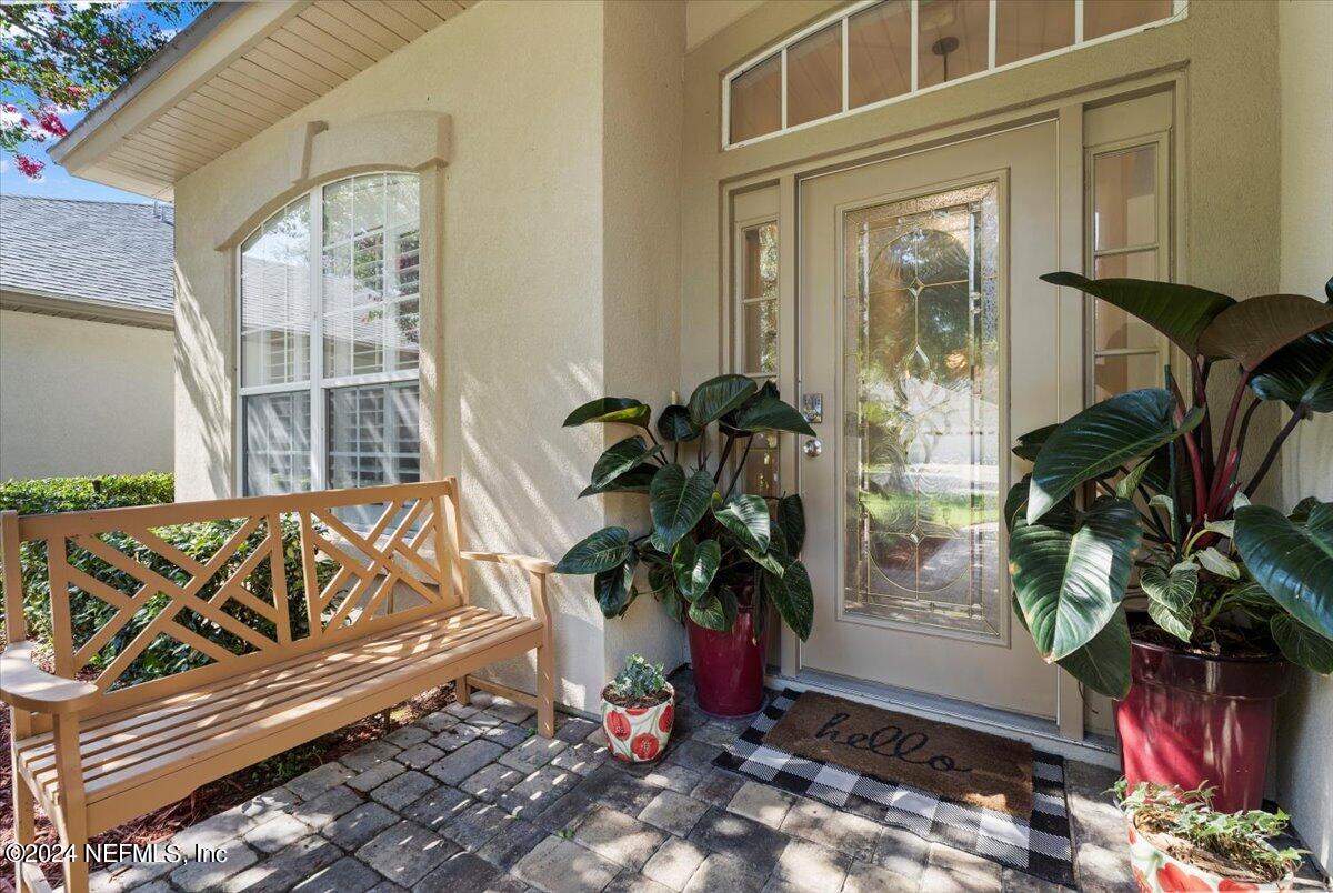 1555 BARRINGTON Circle